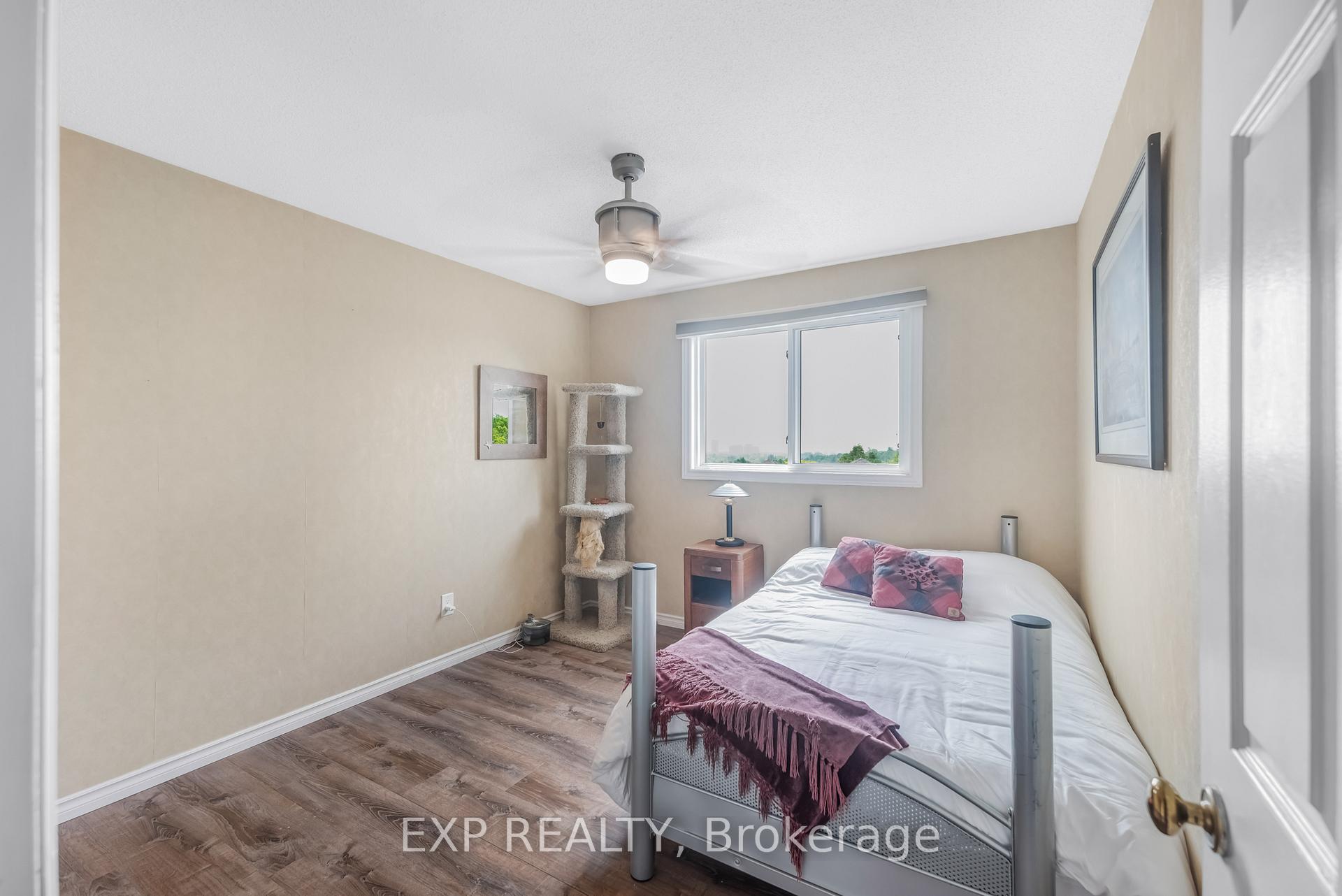 Photo 26 of 1064 Maury Crescent, Pickering, Liverpool — HOMEH