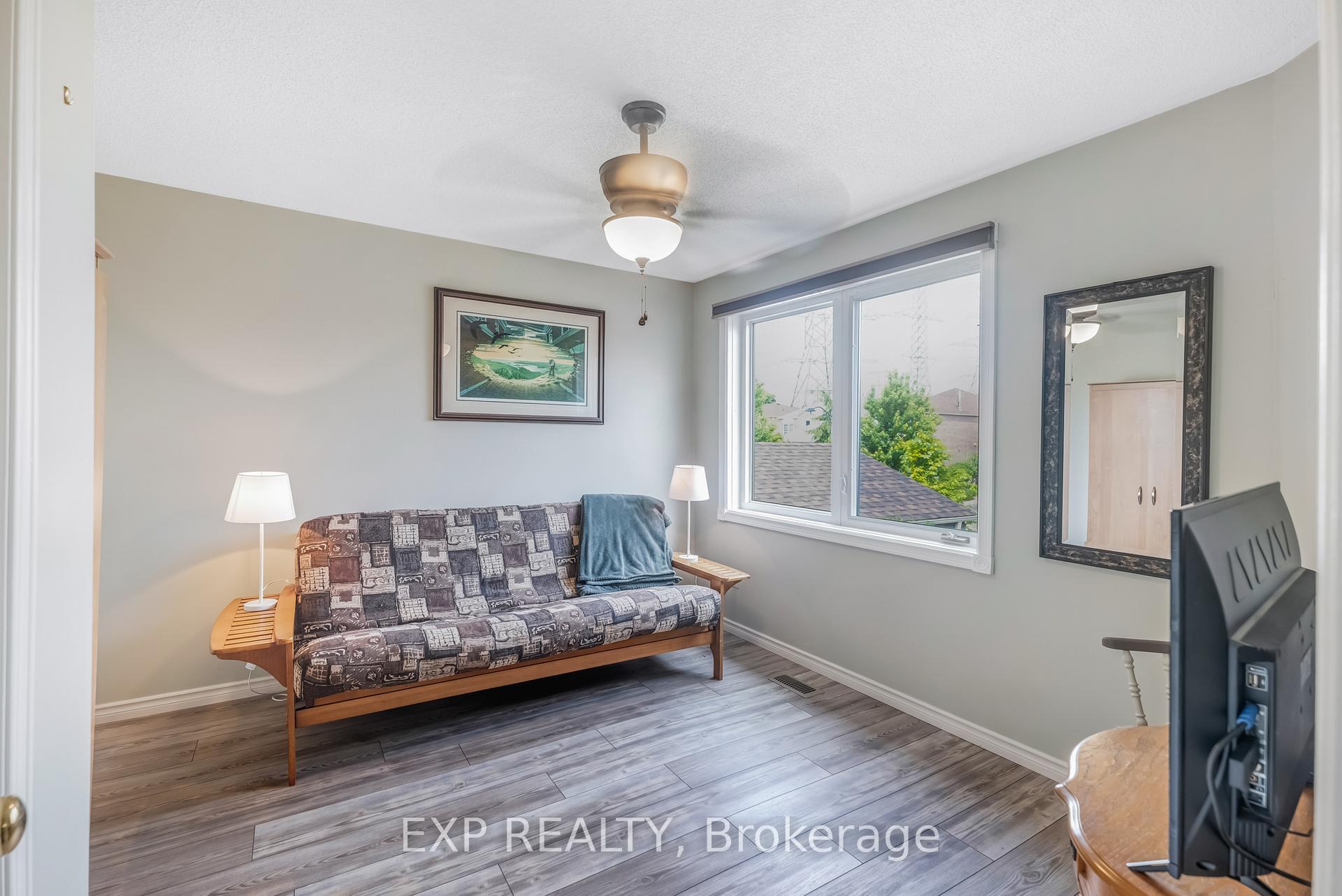 Photo 28 of 1064 Maury Crescent, Pickering, Liverpool — HOMEH