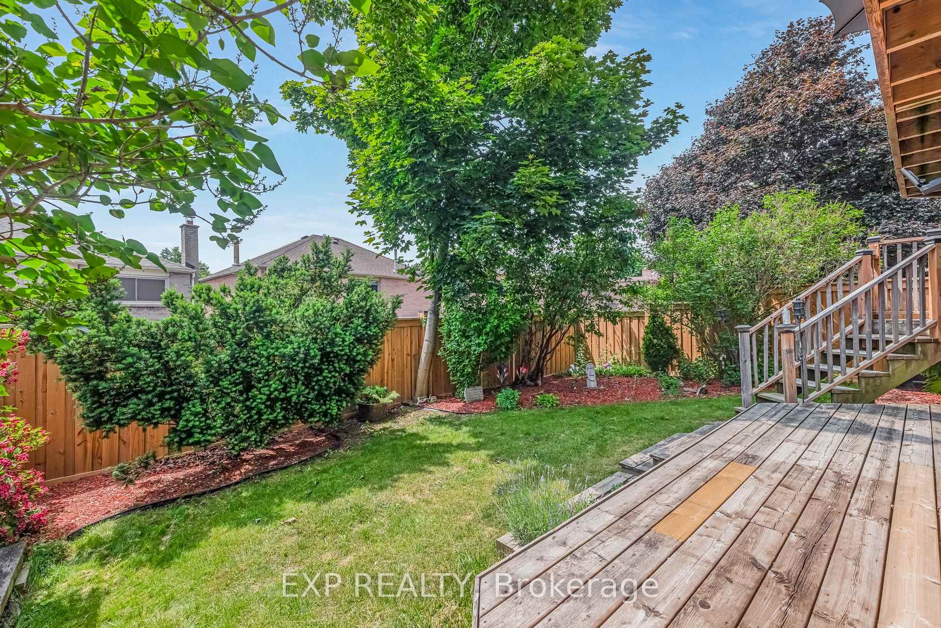 Photo 41 of 1064 Maury Crescent, Pickering, Liverpool — HOMEH