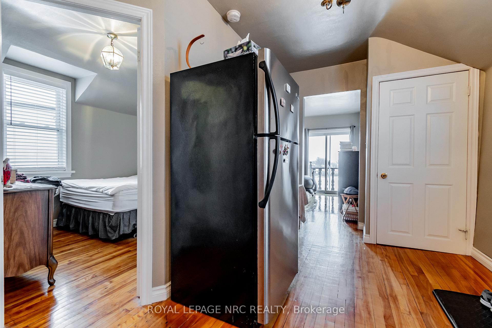 Photo 16 of 152 West Street, Port Colborne, Sugarloaf — HOMEH
