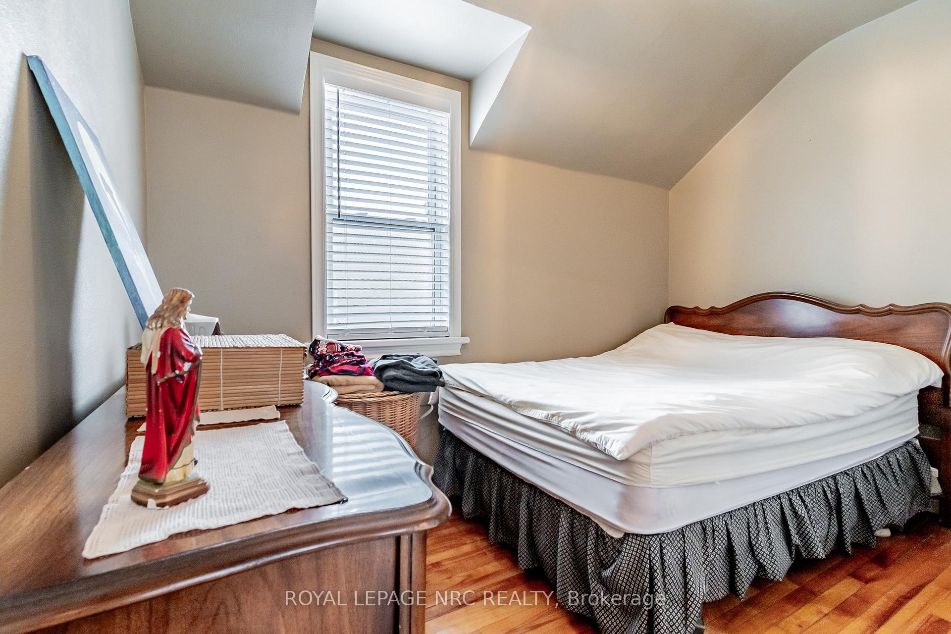 Photo 18 of 152 West Street, Port Colborne, Sugarloaf — HOMEH