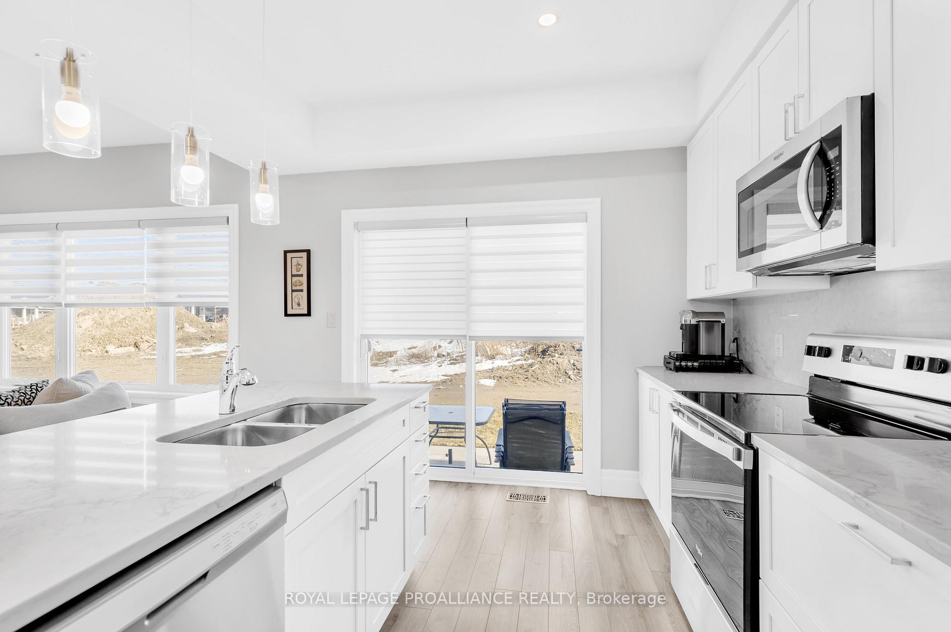 Photo 10 of 74 Campbell Crescent, Prince Edward County, South Marysburg Ward — HOMEH