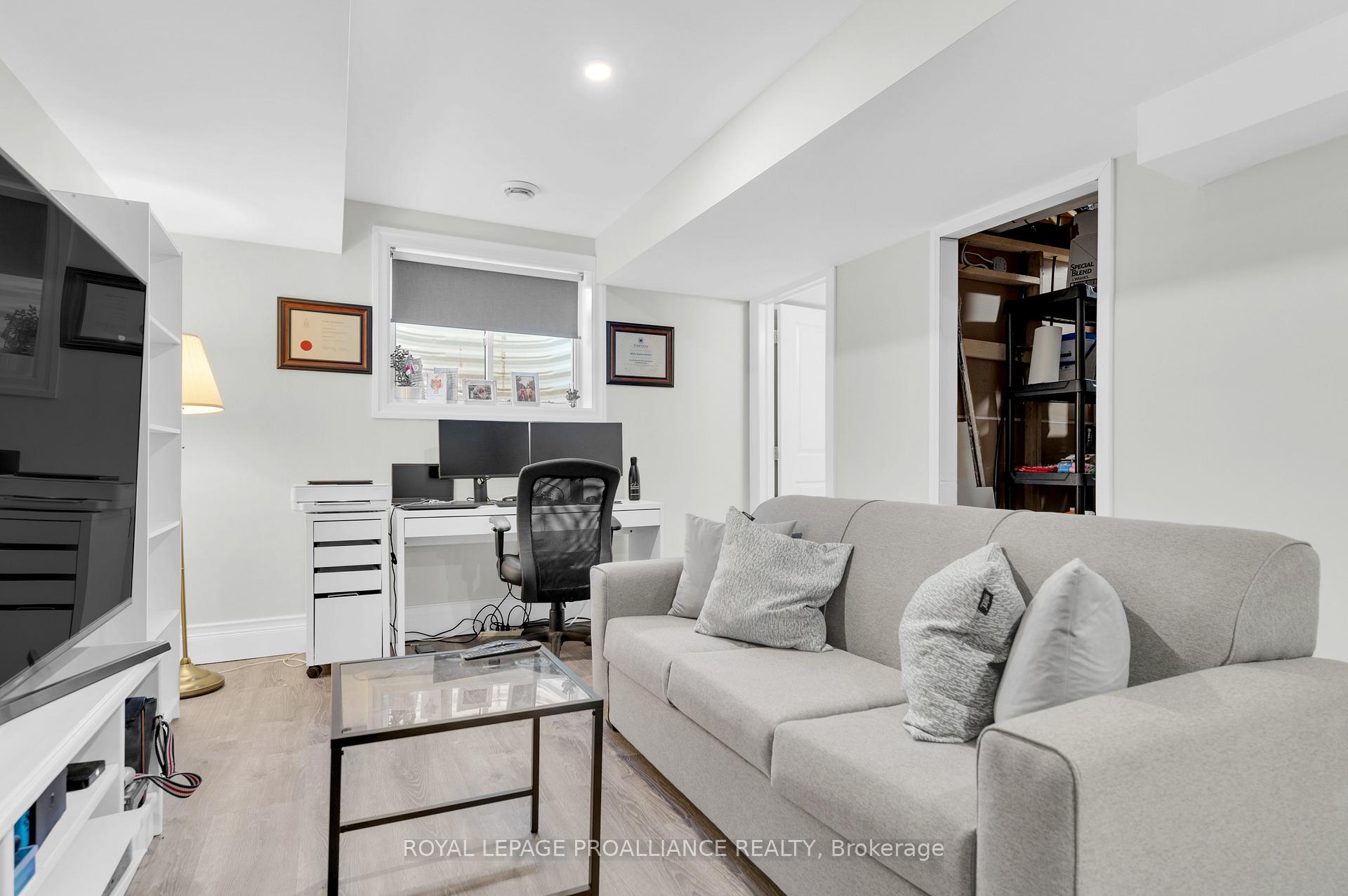 Photo 23 of 74 Campbell Crescent, Prince Edward County, South Marysburg Ward — HOMEH