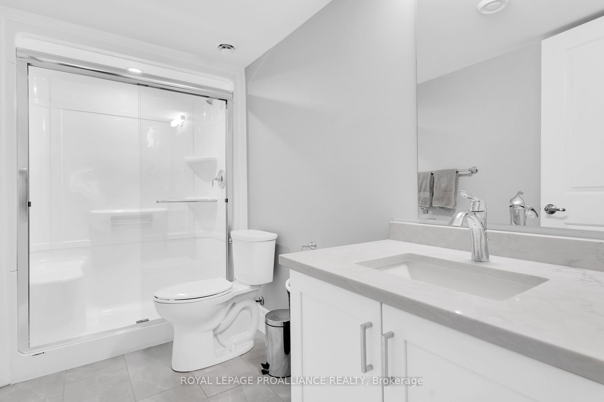 Photo 25 of 74 Campbell Crescent, Prince Edward County, South Marysburg Ward — HOMEH