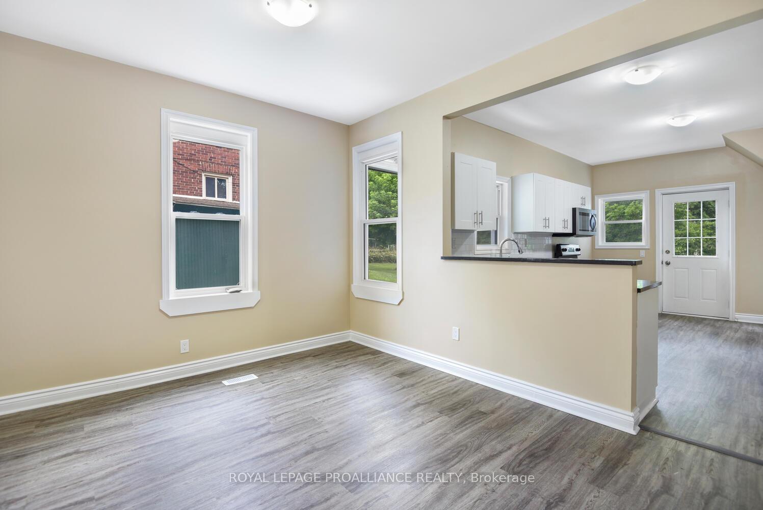 Photo 6 of 254 East Street S, Prescott — HOMEH