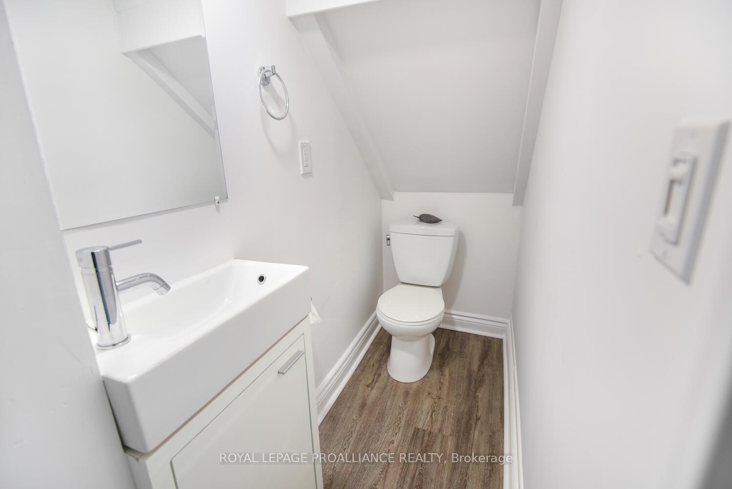 Photo 12 of 254 East Street S, Prescott — HOMEH