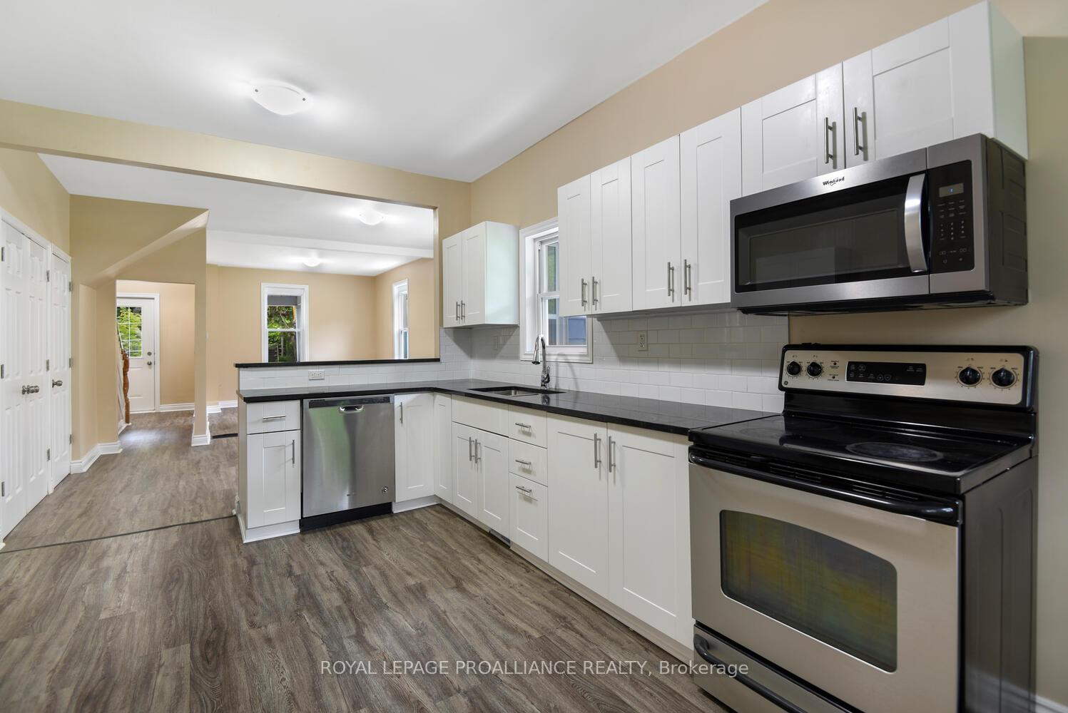 Photo 15 of 254 East Street S, Prescott — HOMEH