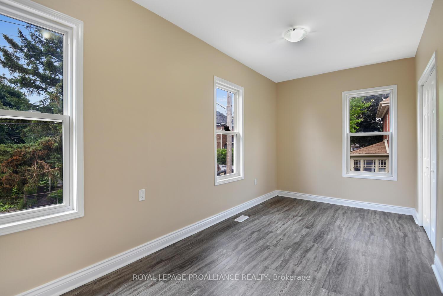 Photo 18 of 254 East Street S, Prescott — HOMEH