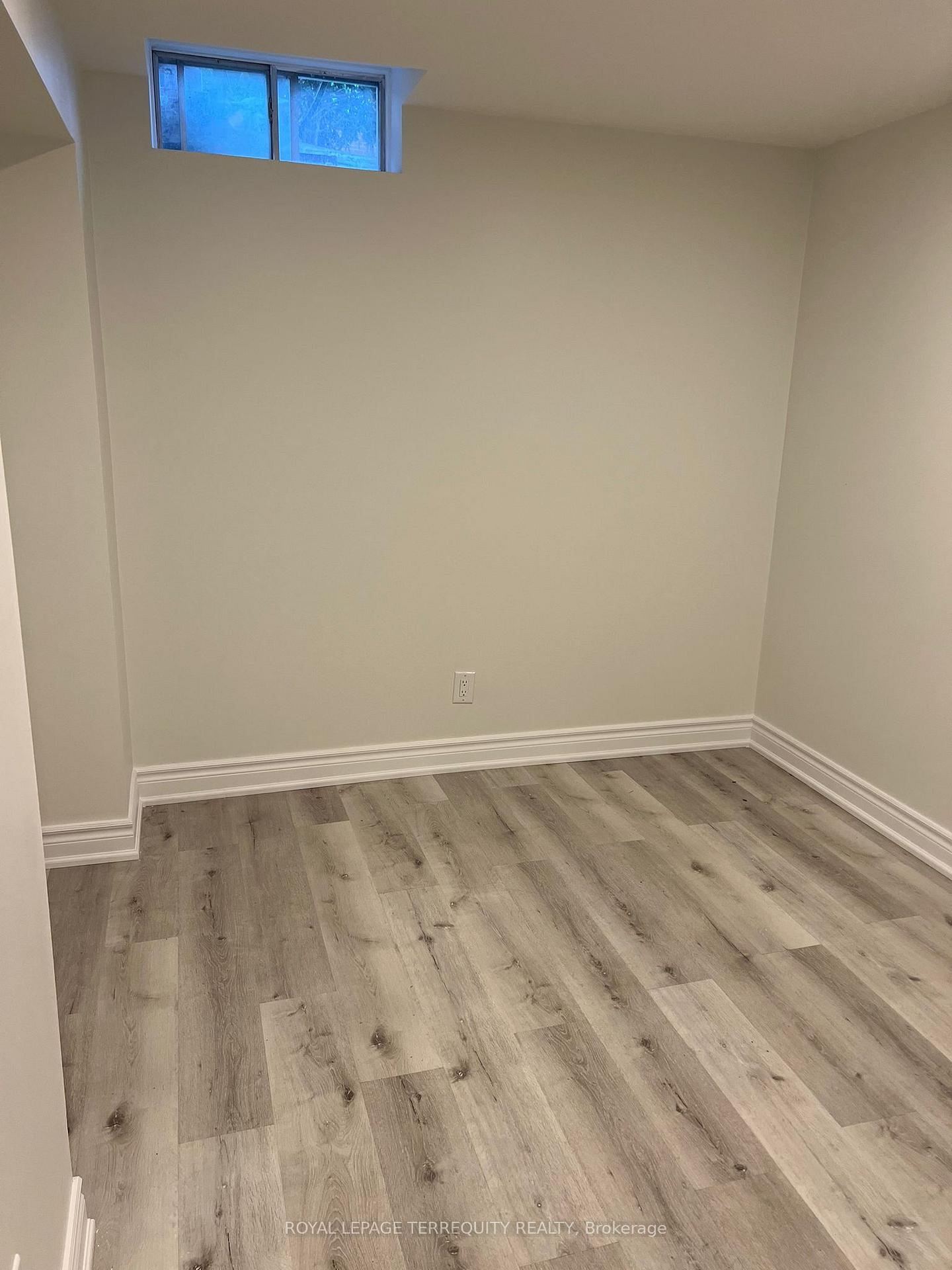 Photo 13 of Unit Bsmt, 286 Hoover Drive, Pickering, Rougemount — HOMEH