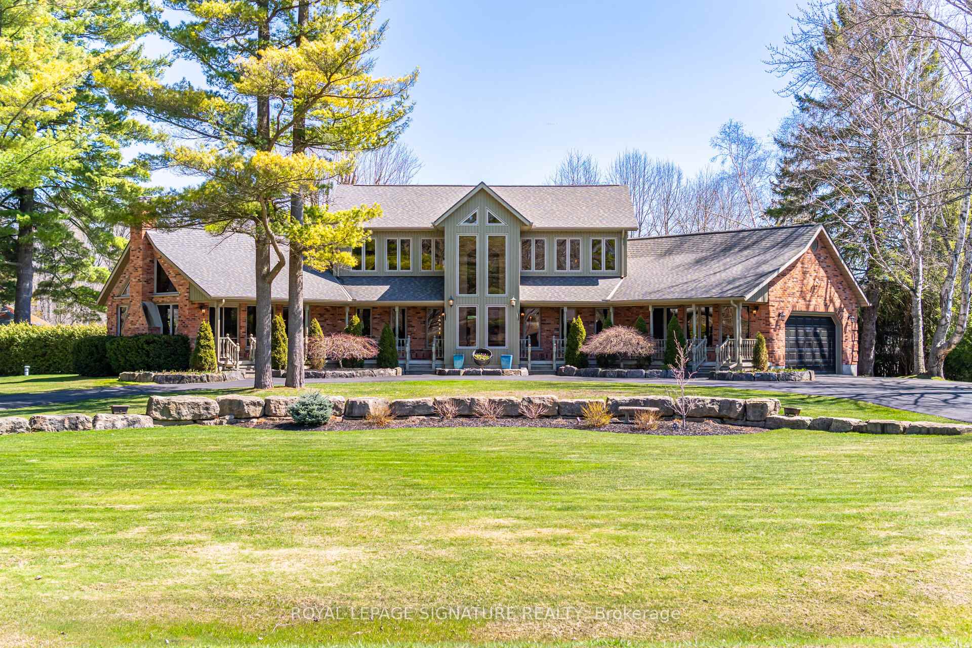 Front of 587 Hillcrest Road