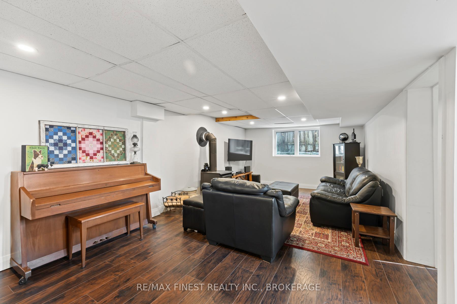 Photo 41 of 31 Redden Street, Kingston, City Southwest — HOMEH