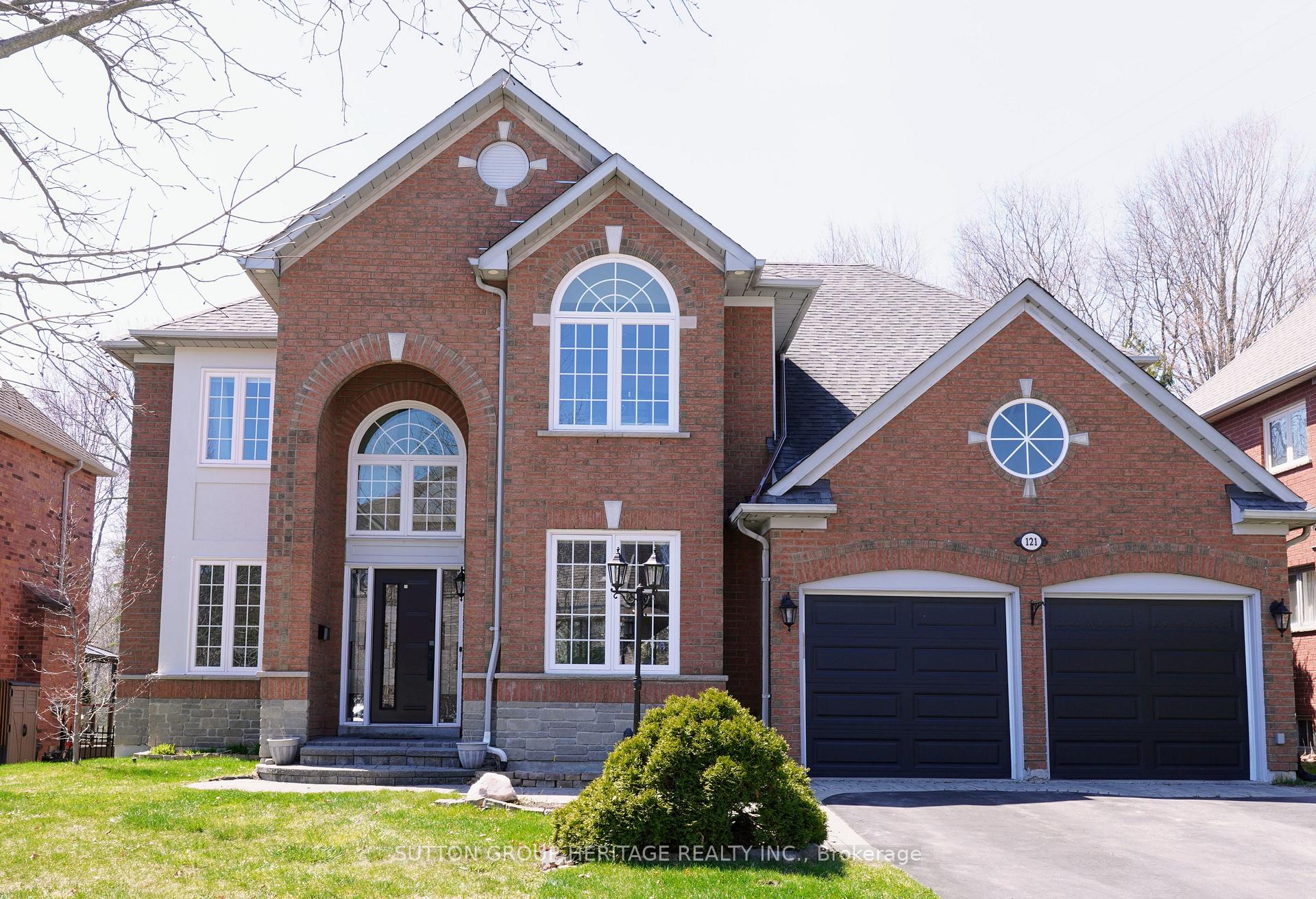 Photo 2 of 121 Sandcherry Court, Pickering, Highbush — HOMEH