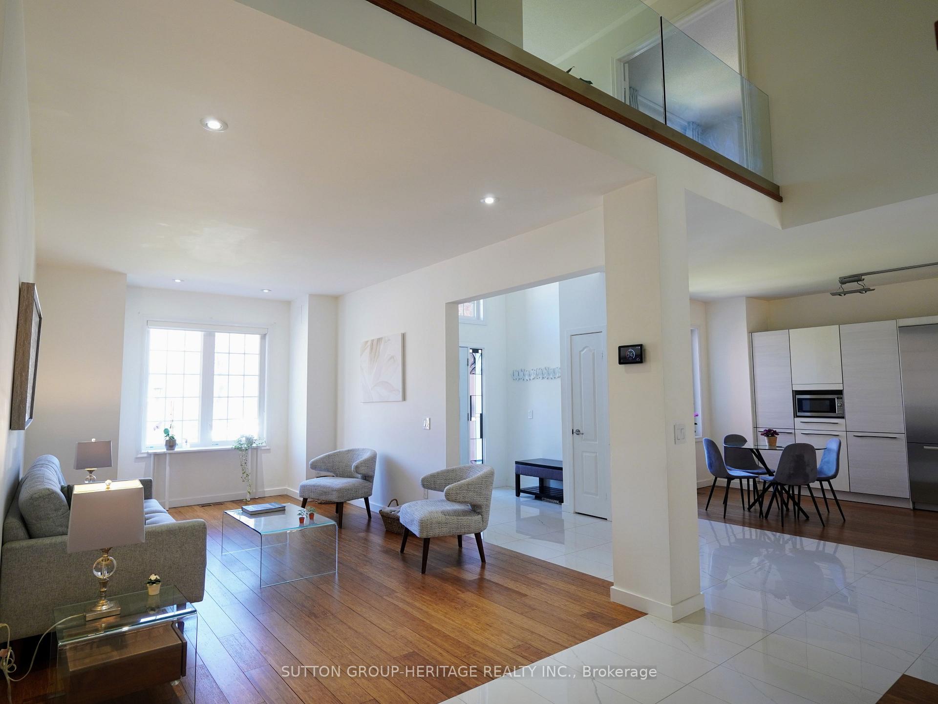 Photo 5 of 121 Sandcherry Court, Pickering, Highbush — HOMEH
