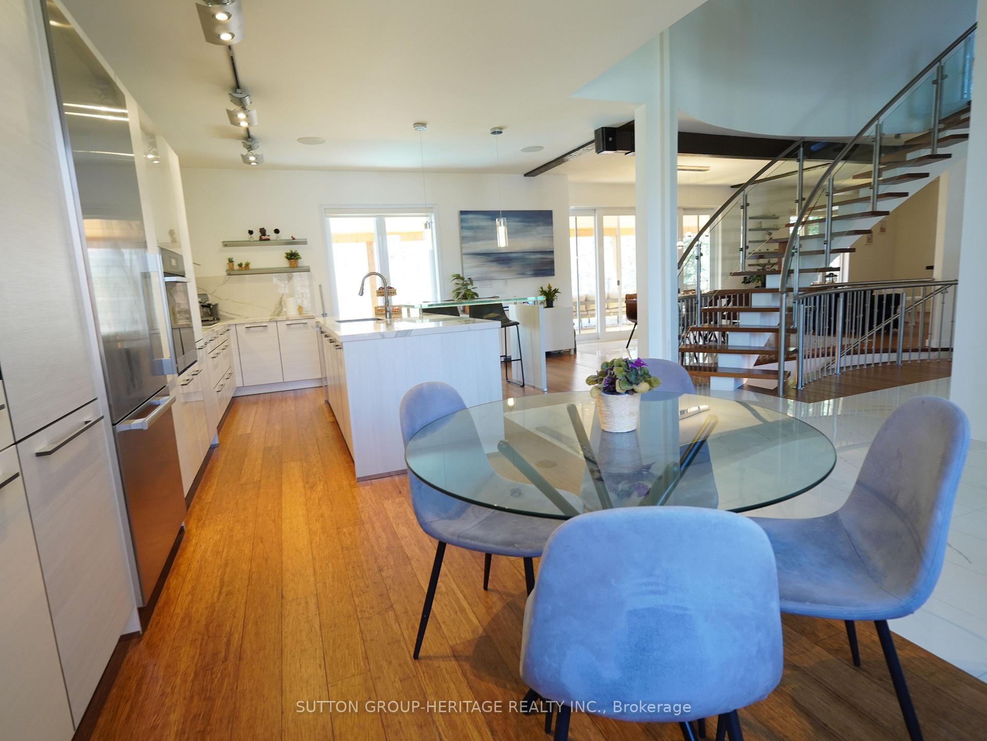 Photo 6 of 121 Sandcherry Court, Pickering, Highbush — HOMEH