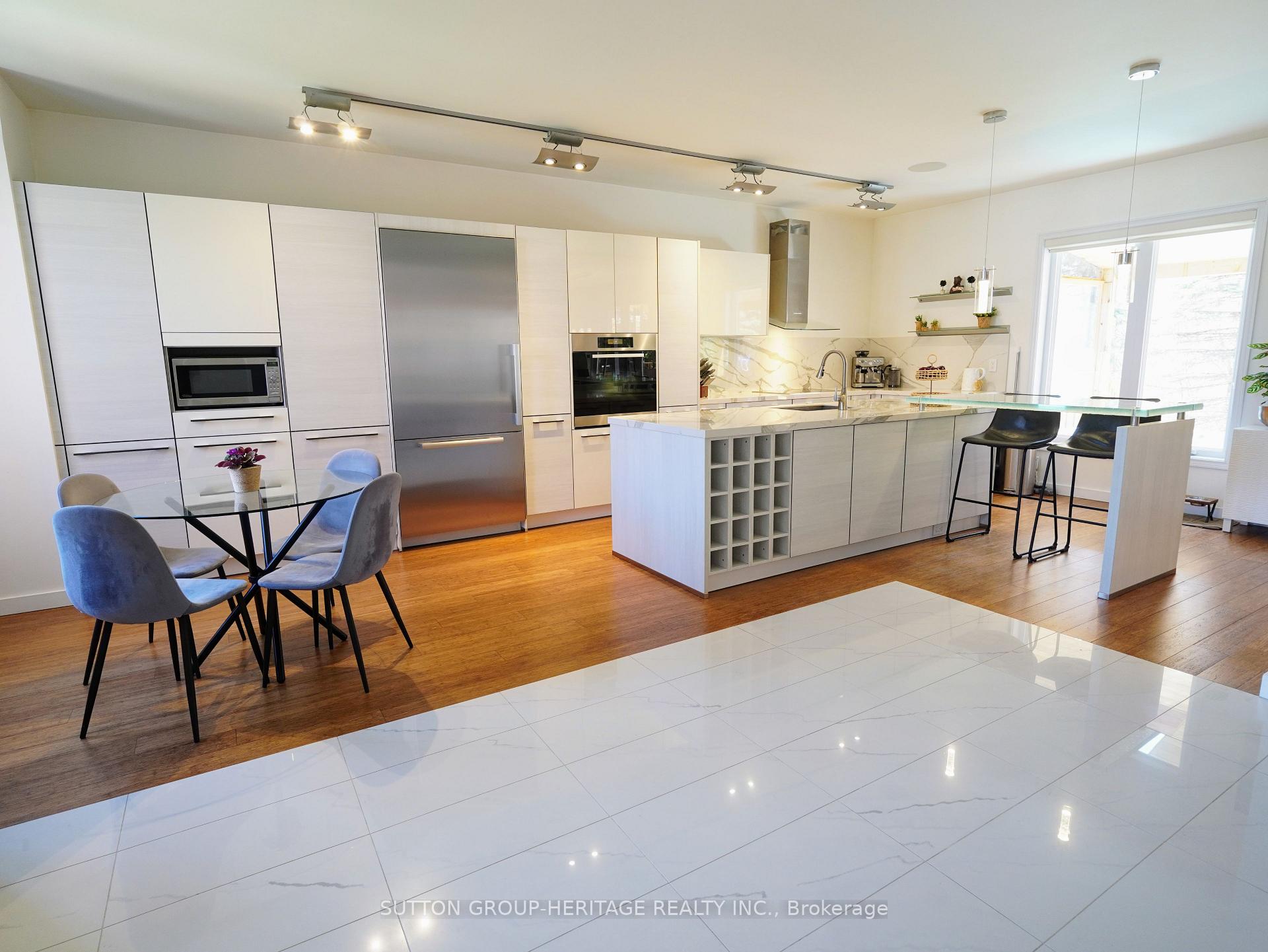 Photo 7 of 121 Sandcherry Court, Pickering, Highbush — HOMEH