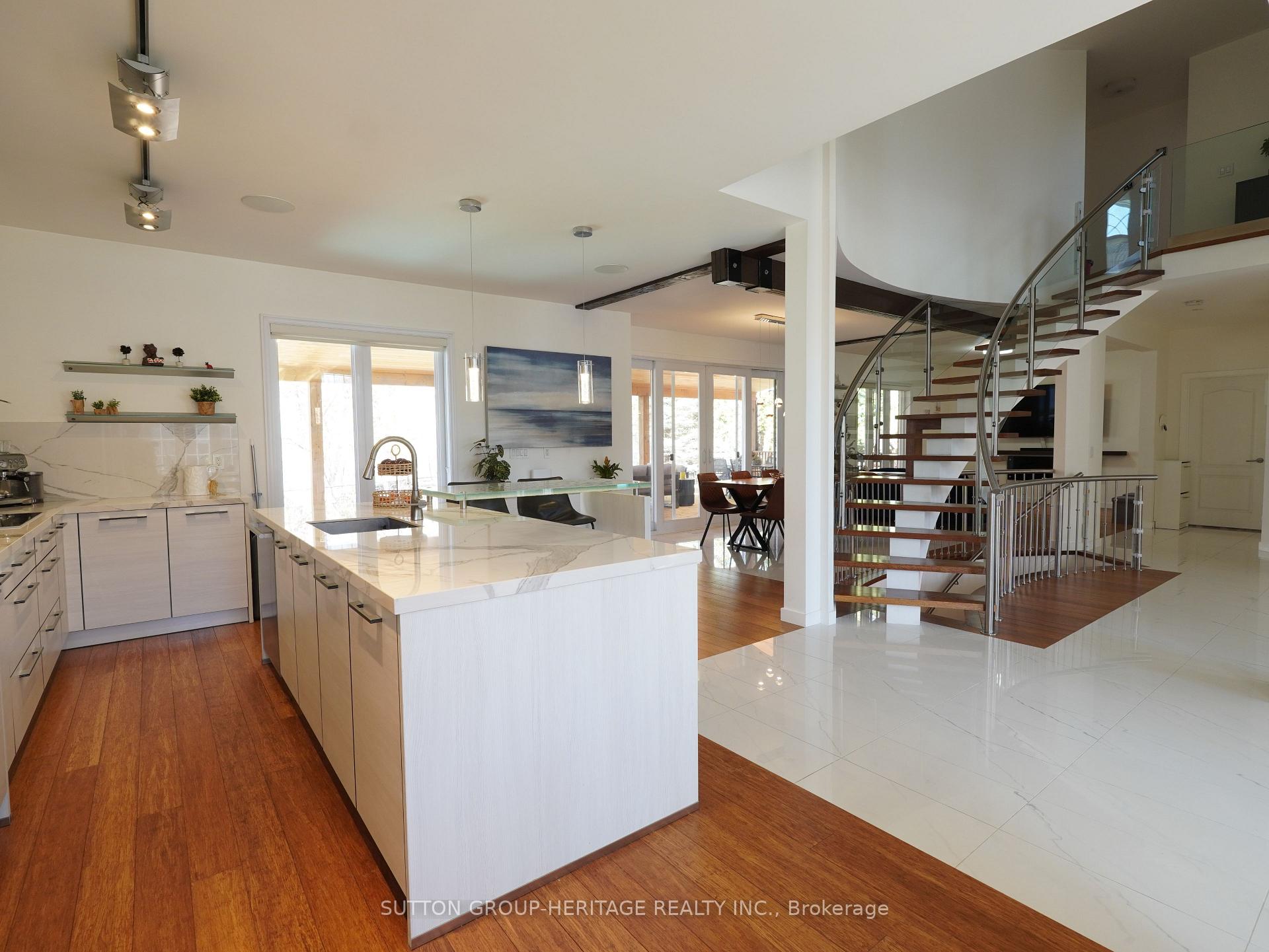 Photo 8 of 121 Sandcherry Court, Pickering, Highbush — HOMEH