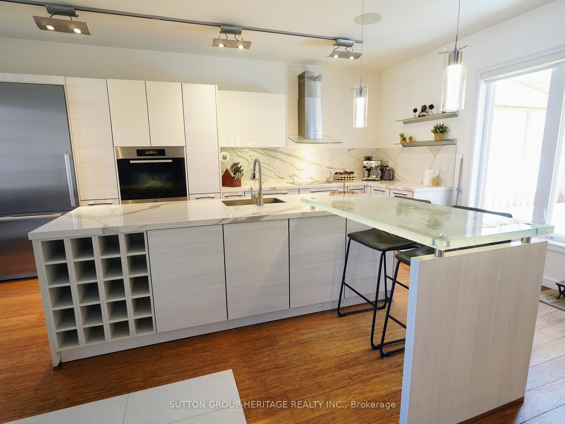 Photo 9 of 121 Sandcherry Court, Pickering, Highbush — HOMEH