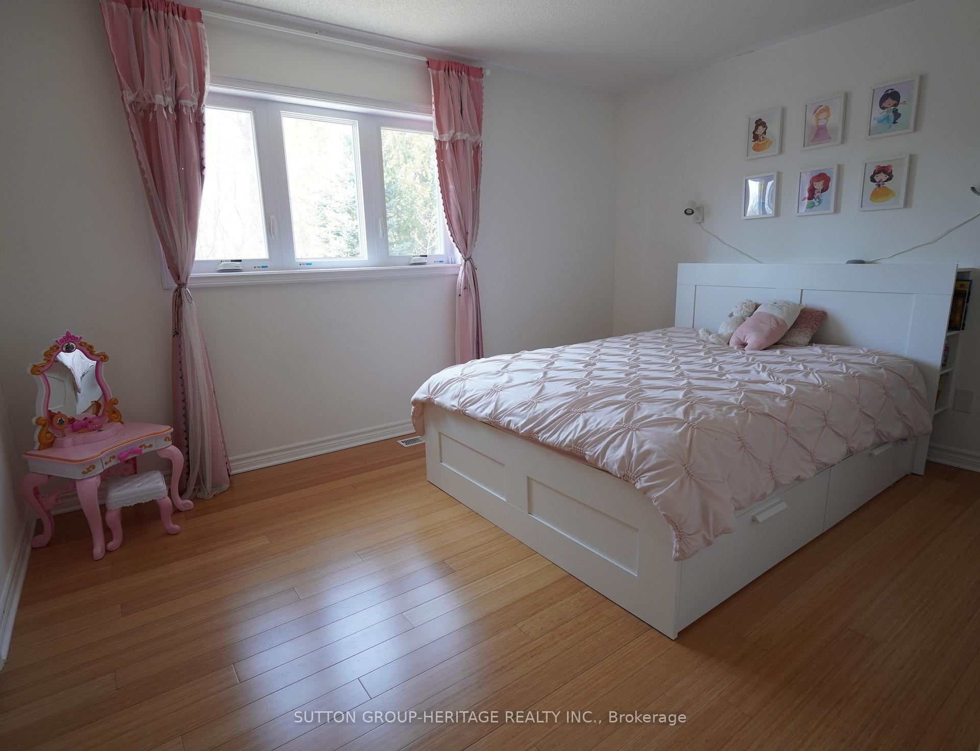 Photo 19 of 121 Sandcherry Court, Pickering, Highbush — HOMEH