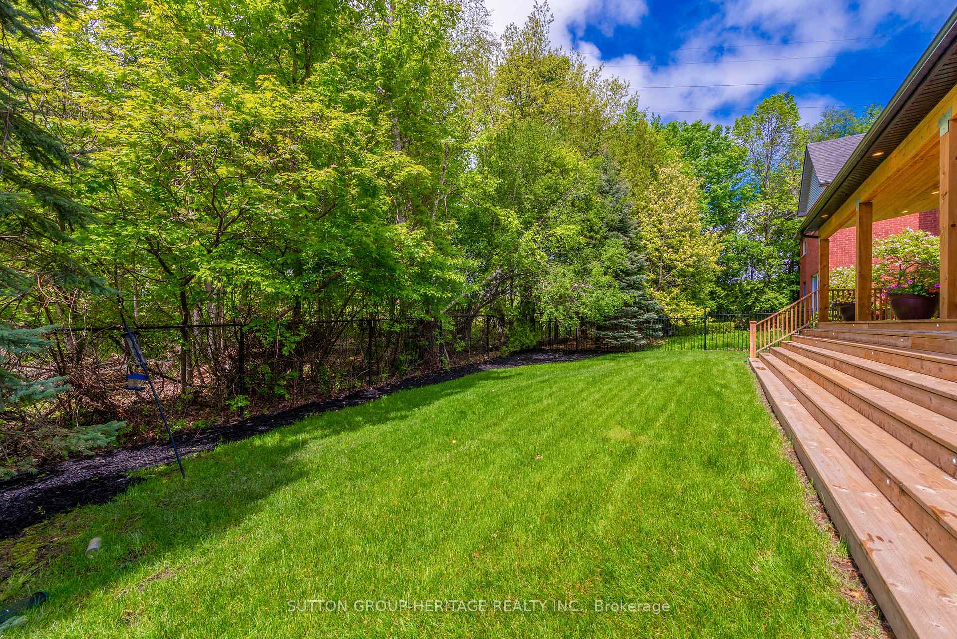 Photo 34 of 121 Sandcherry Court, Pickering, Highbush — HOMEH