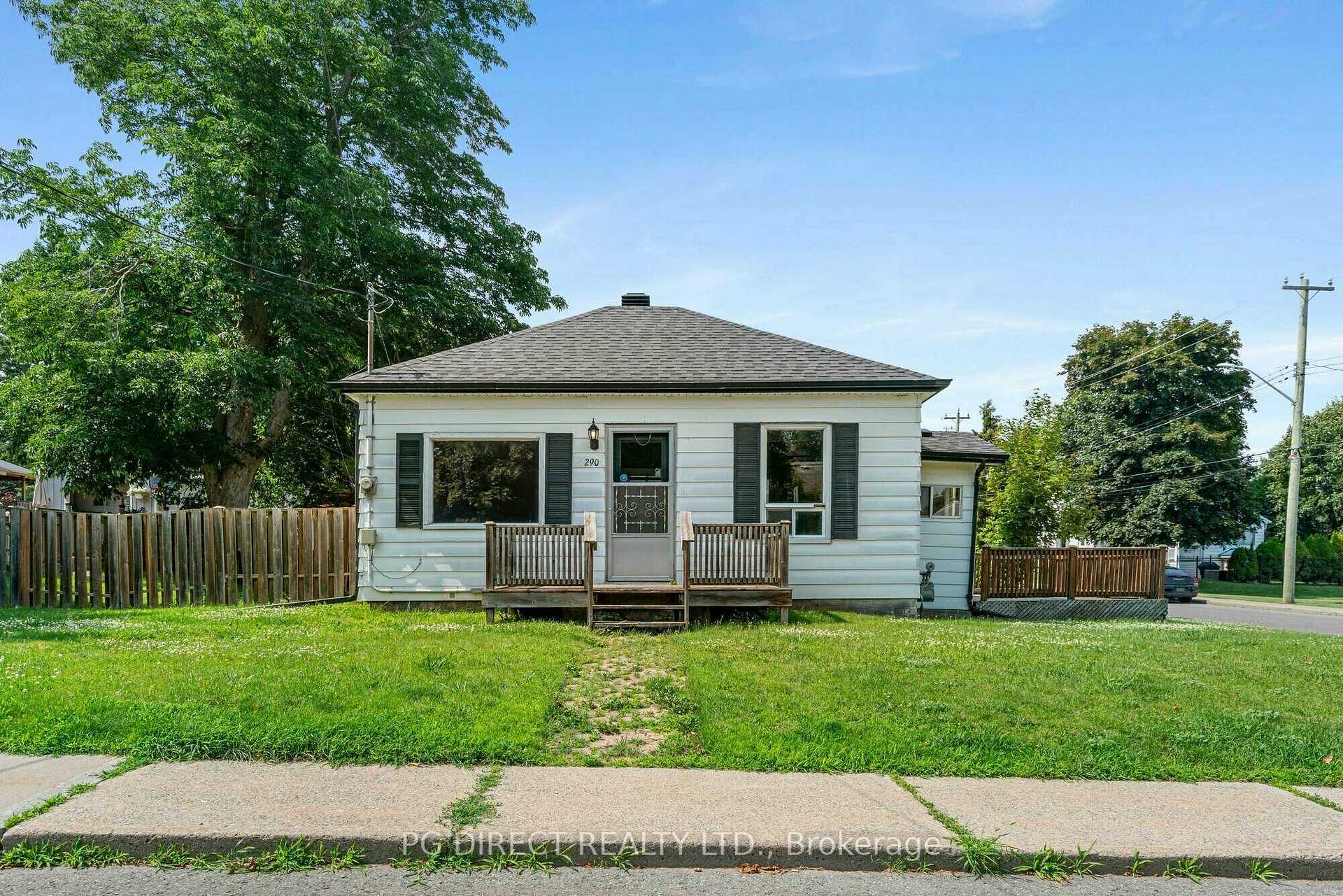 Photo 2 of 290 James Street E, Prescott — HOMEH