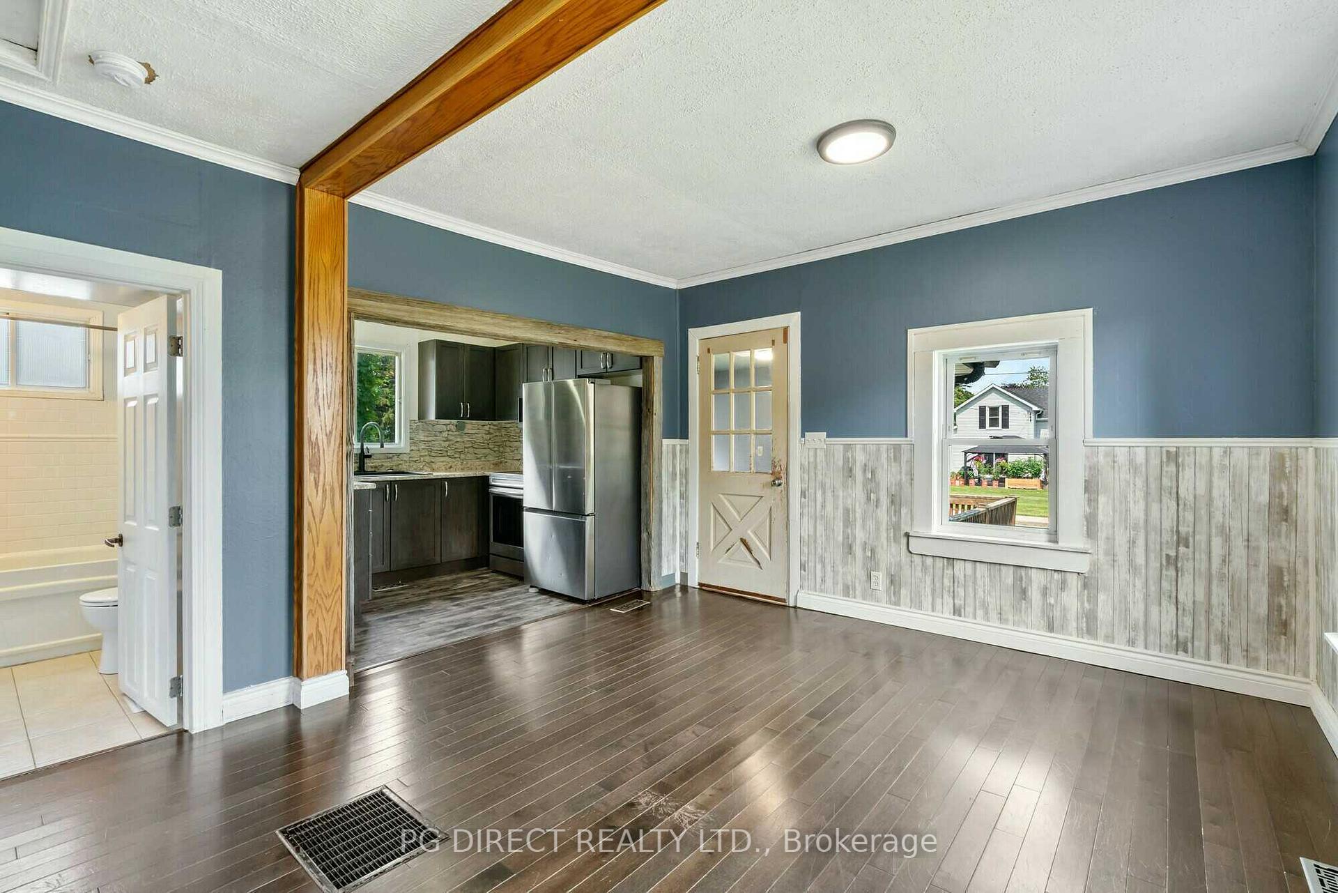 Photo 8 of 290 James Street E, Prescott — HOMEH