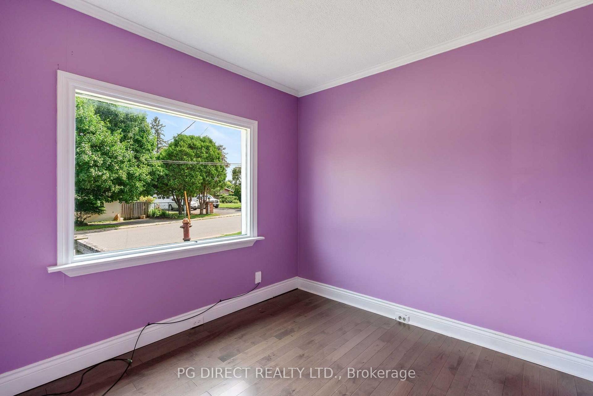 Photo 11 of 290 James Street E, Prescott — HOMEH