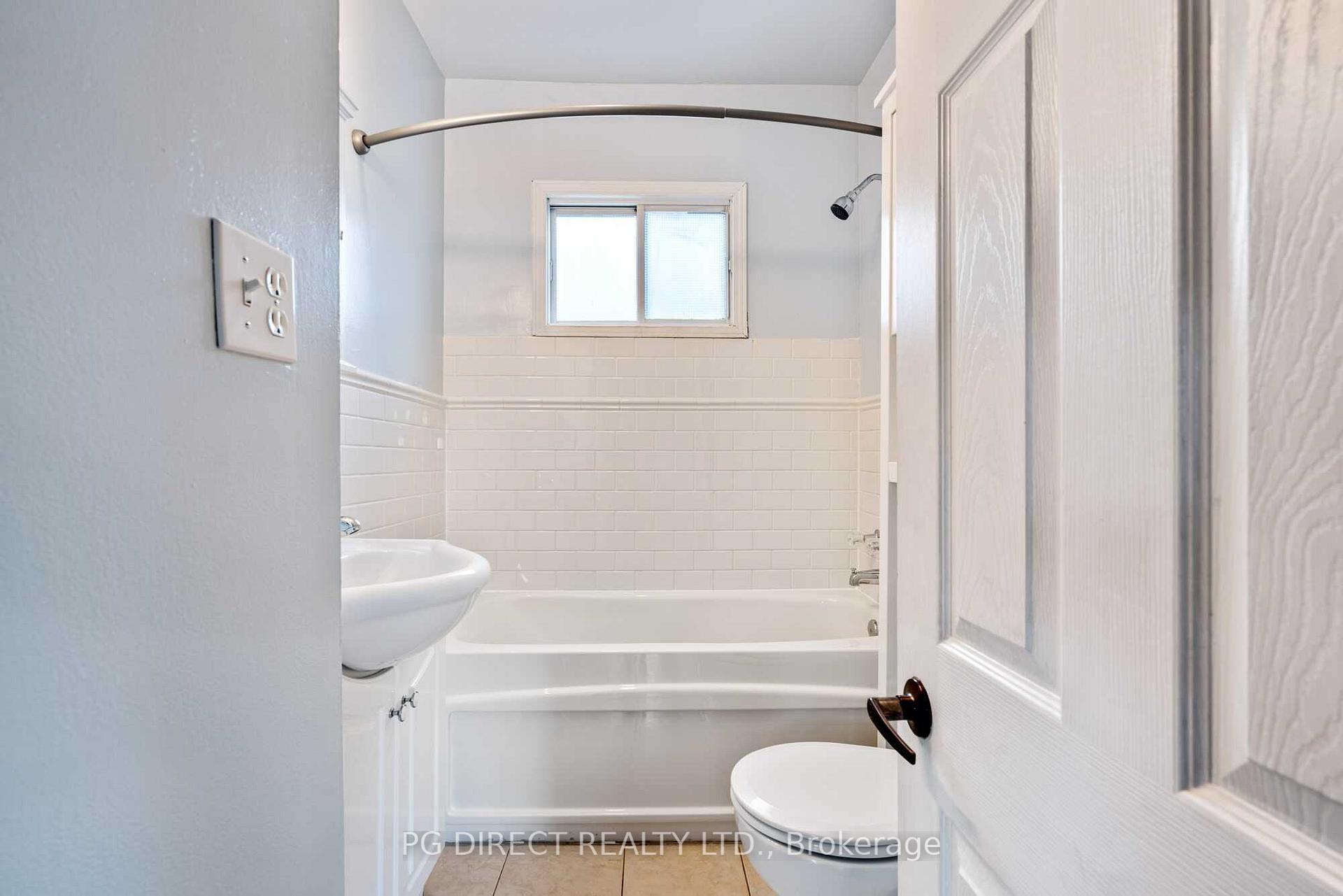 Photo 12 of 290 James Street E, Prescott — HOMEH