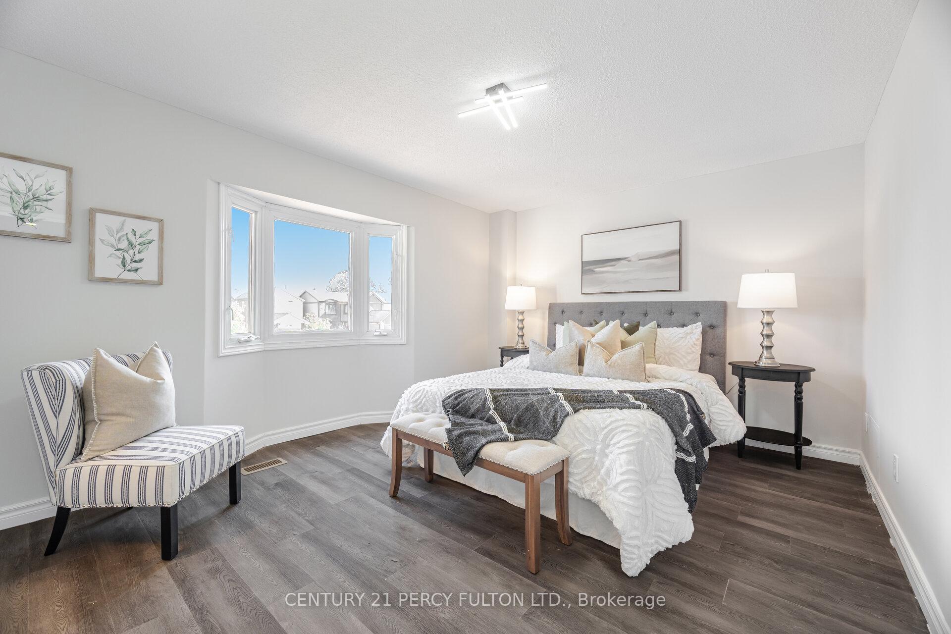 Photo 18 of 1927 Parkside Drive, Pickering, Amberlea — HOMEH
