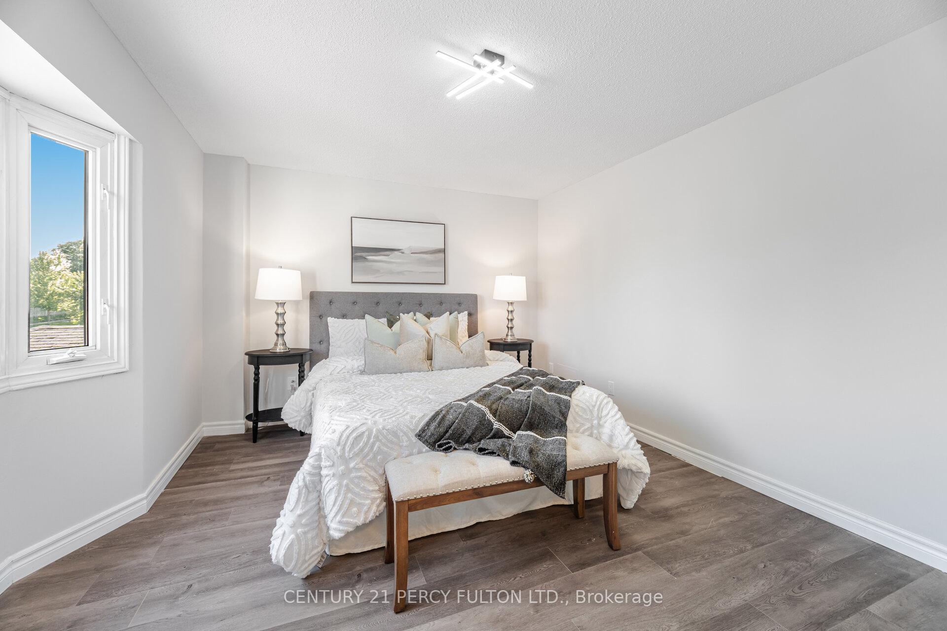 Photo 19 of 1927 Parkside Drive, Pickering, Amberlea — HOMEH