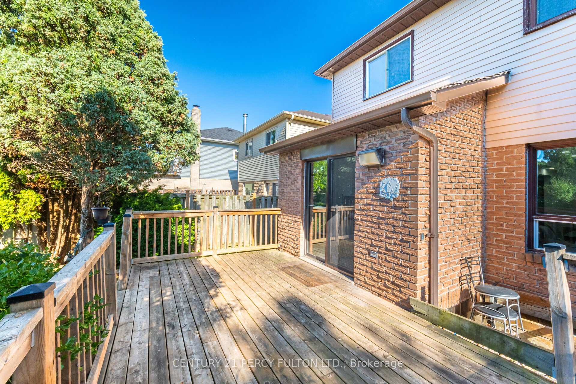 Photo 38 of 1927 Parkside Drive, Pickering, Amberlea — HOMEH