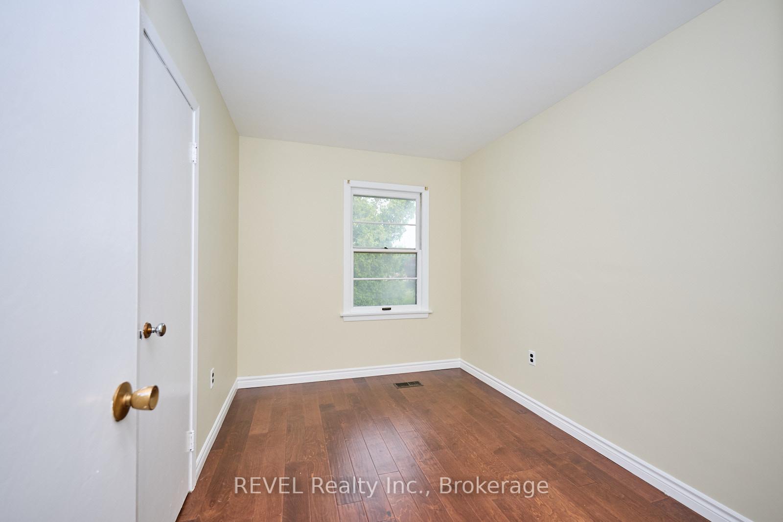 Photo 16 of 8076 Beaverdams Road, Niagara Falls, Ascot — HOMEH