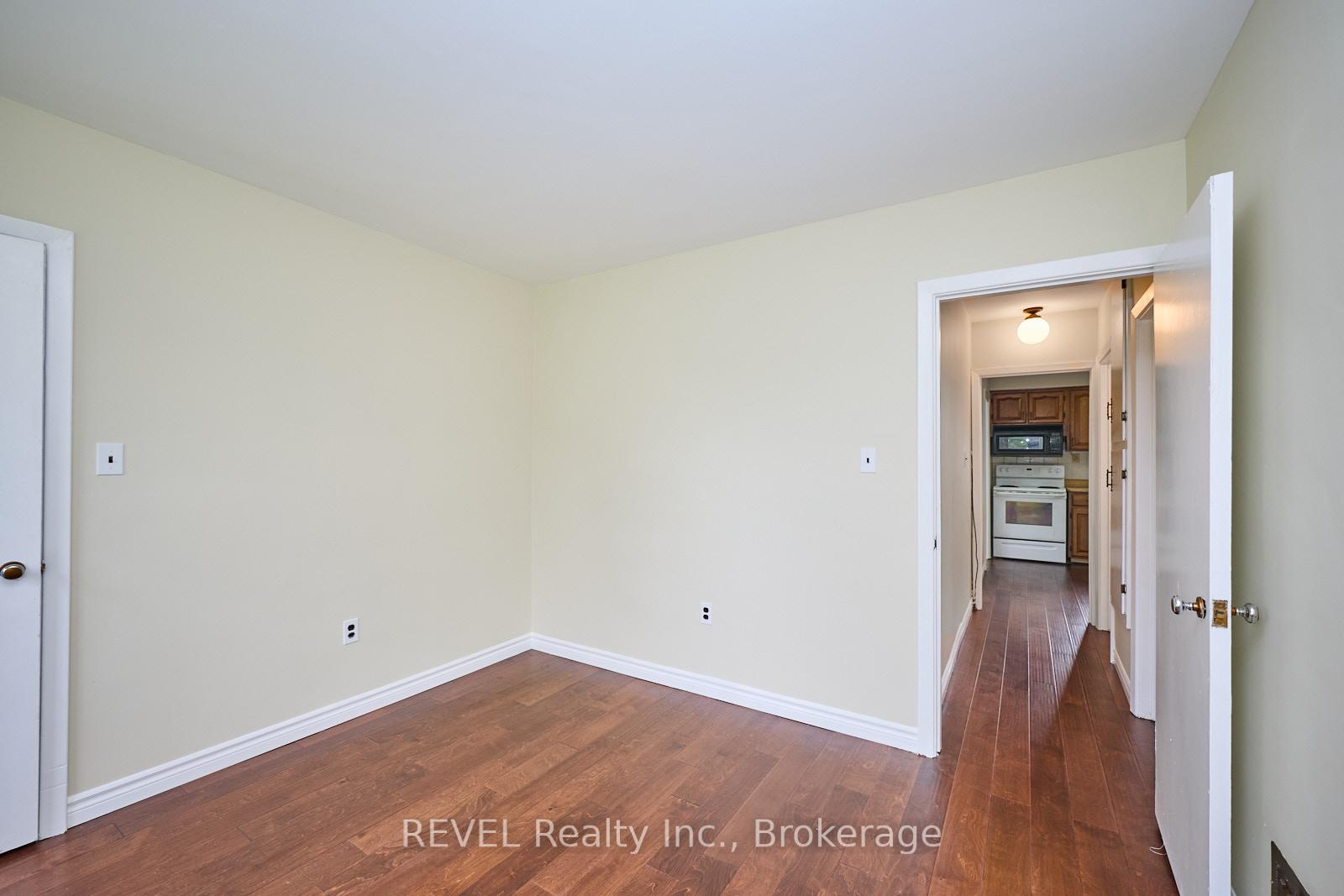 Photo 18 of 8076 Beaverdams Road, Niagara Falls, Ascot — HOMEH