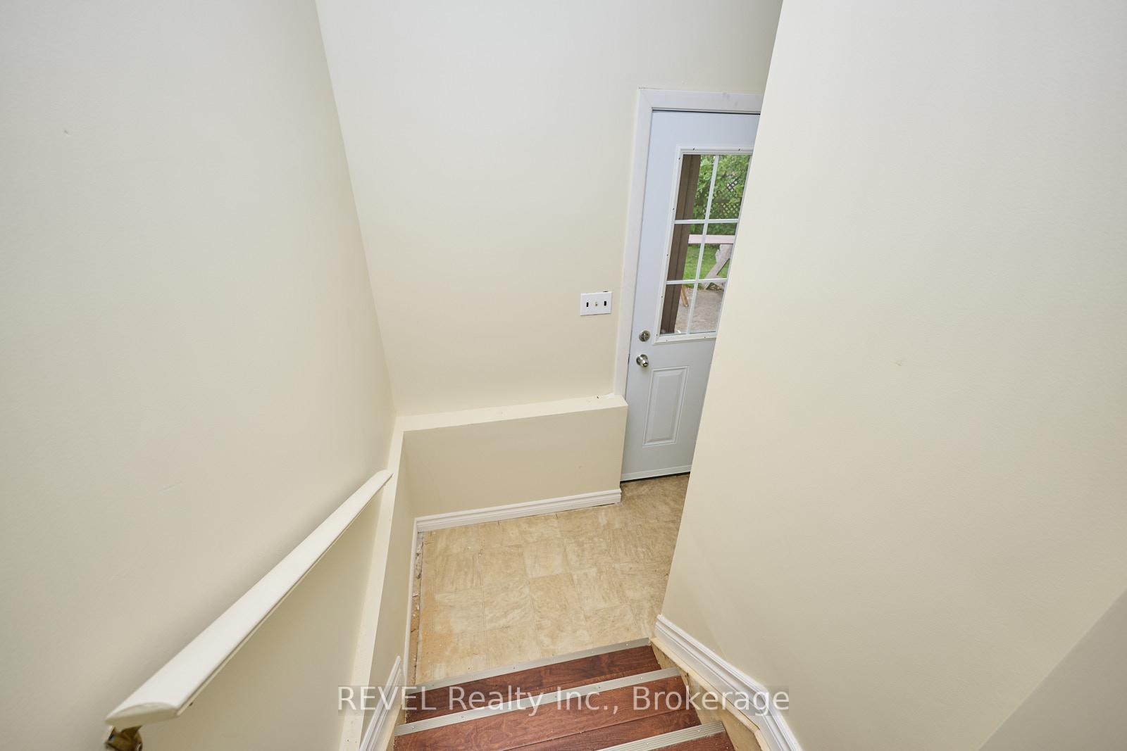 Photo 20 of 8076 Beaverdams Road, Niagara Falls, Ascot — HOMEH