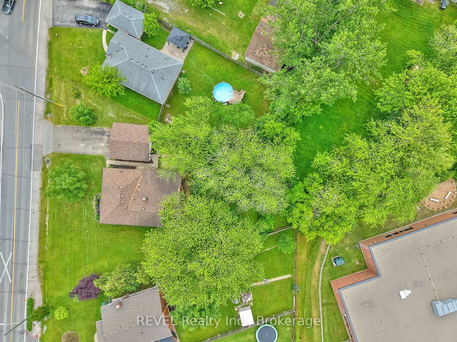Photo 31 of 8076 Beaverdams Road, Niagara Falls, Ascot — HOMEH