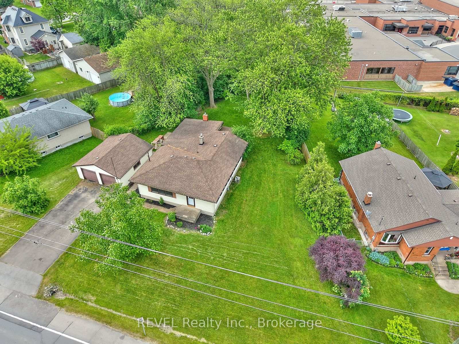 Photo 32 of 8076 Beaverdams Road, Niagara Falls, Ascot — HOMEH