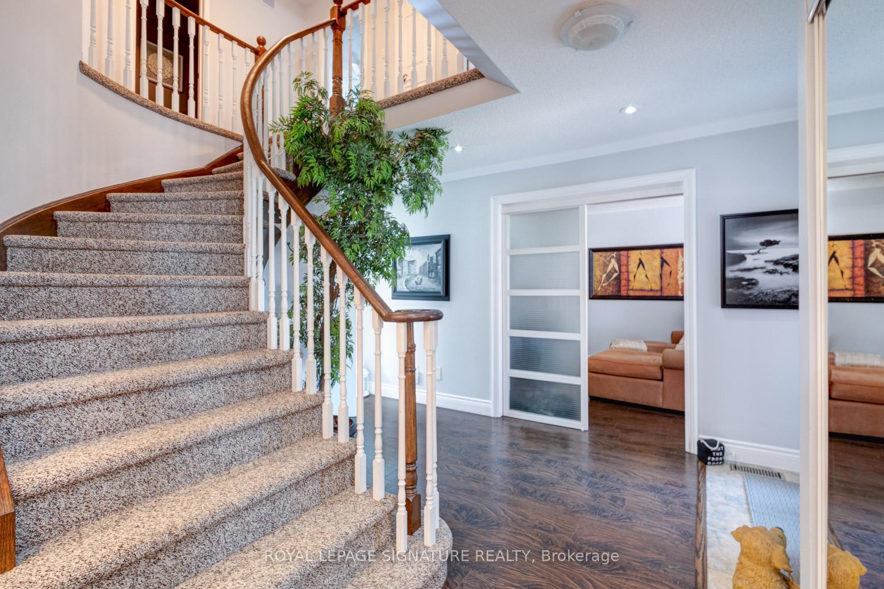 Photo 3 of 223 Wilcroft Court, Pickering, Highbush — HOMEH