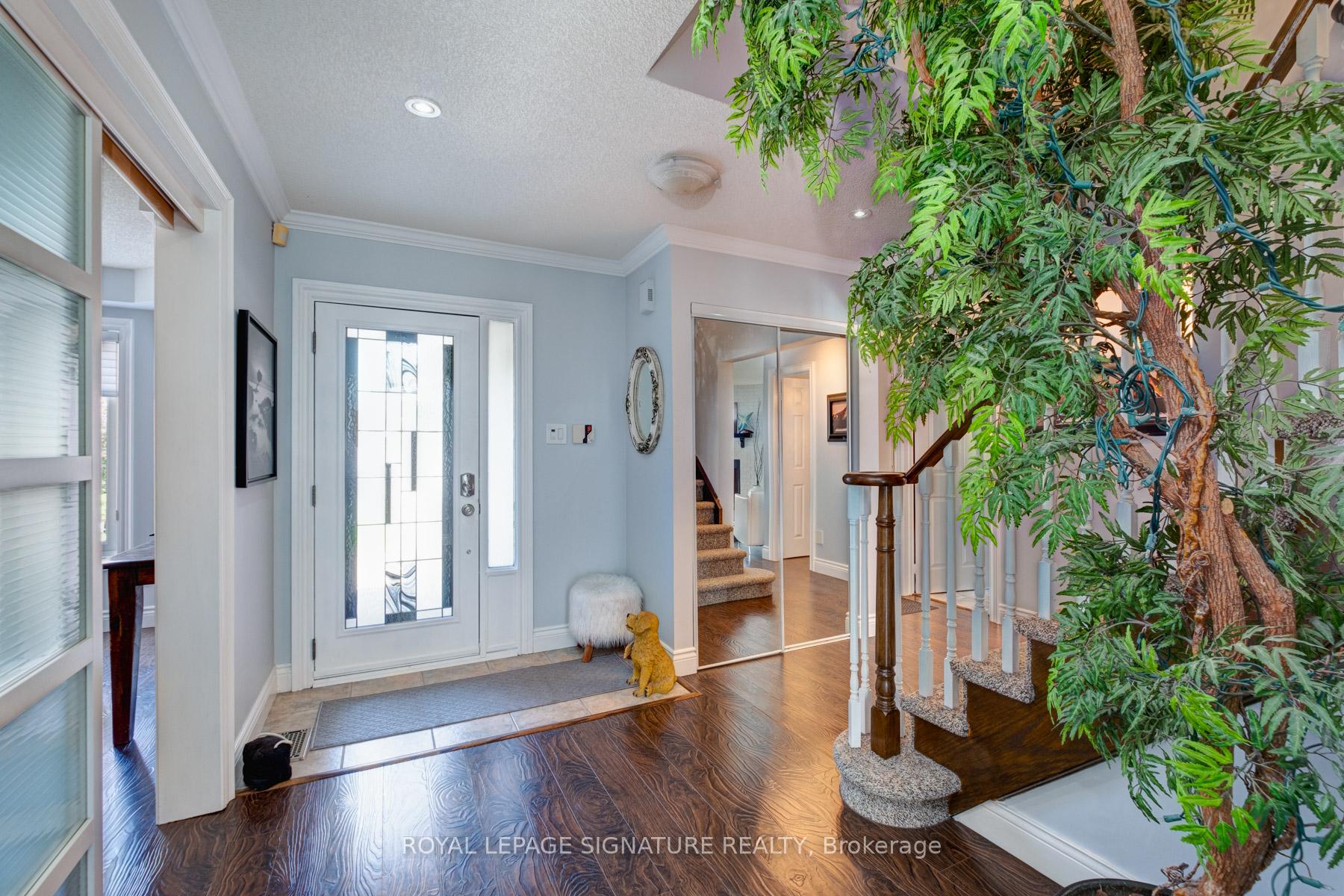 Photo 5 of 223 Wilcroft Court, Pickering, Highbush — HOMEH