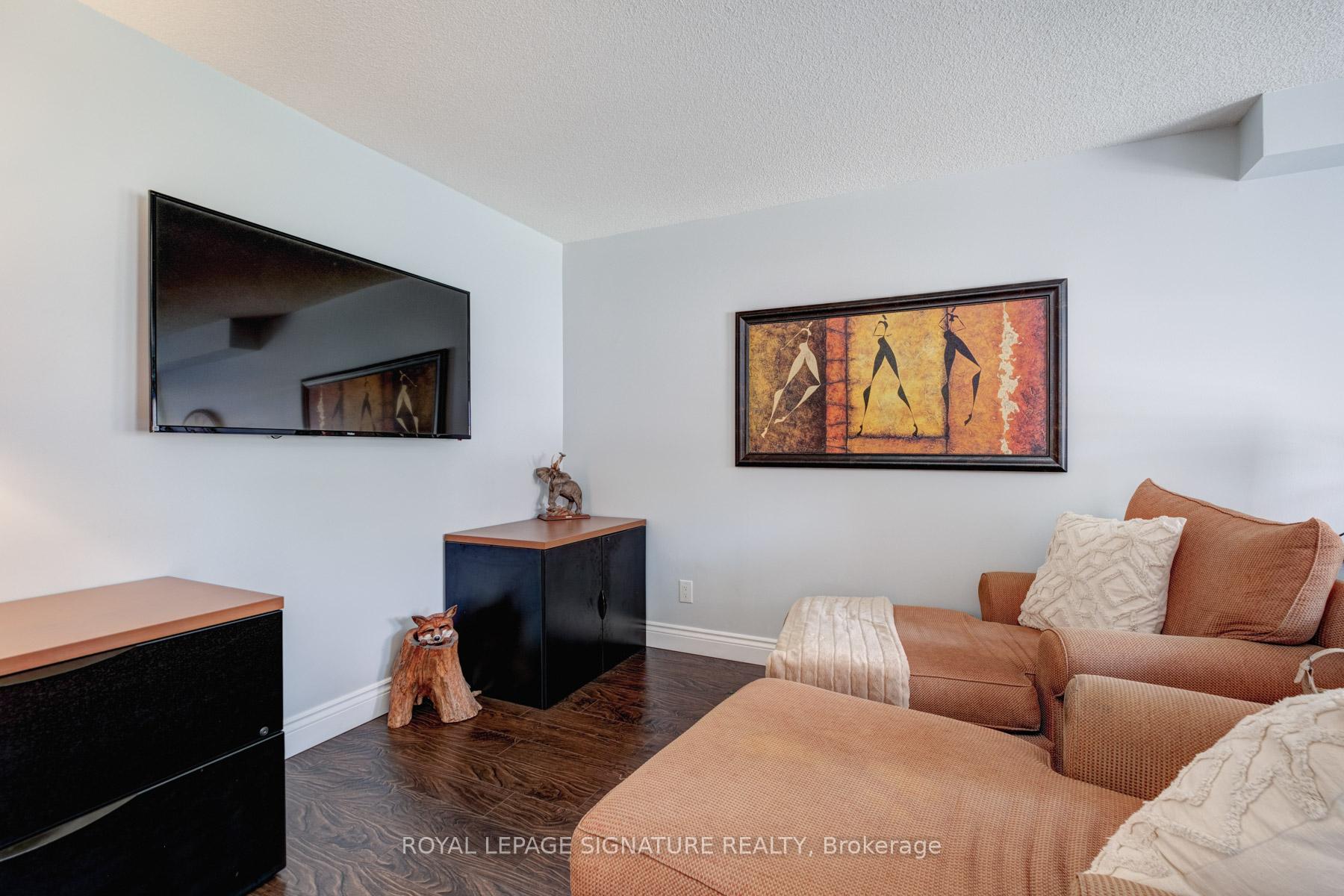 Photo 6 of 223 Wilcroft Court, Pickering, Highbush — HOMEH