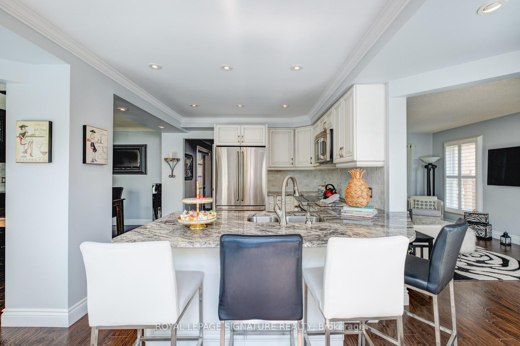 Photo 13 of 223 Wilcroft Court, Pickering, Highbush — HOMEH