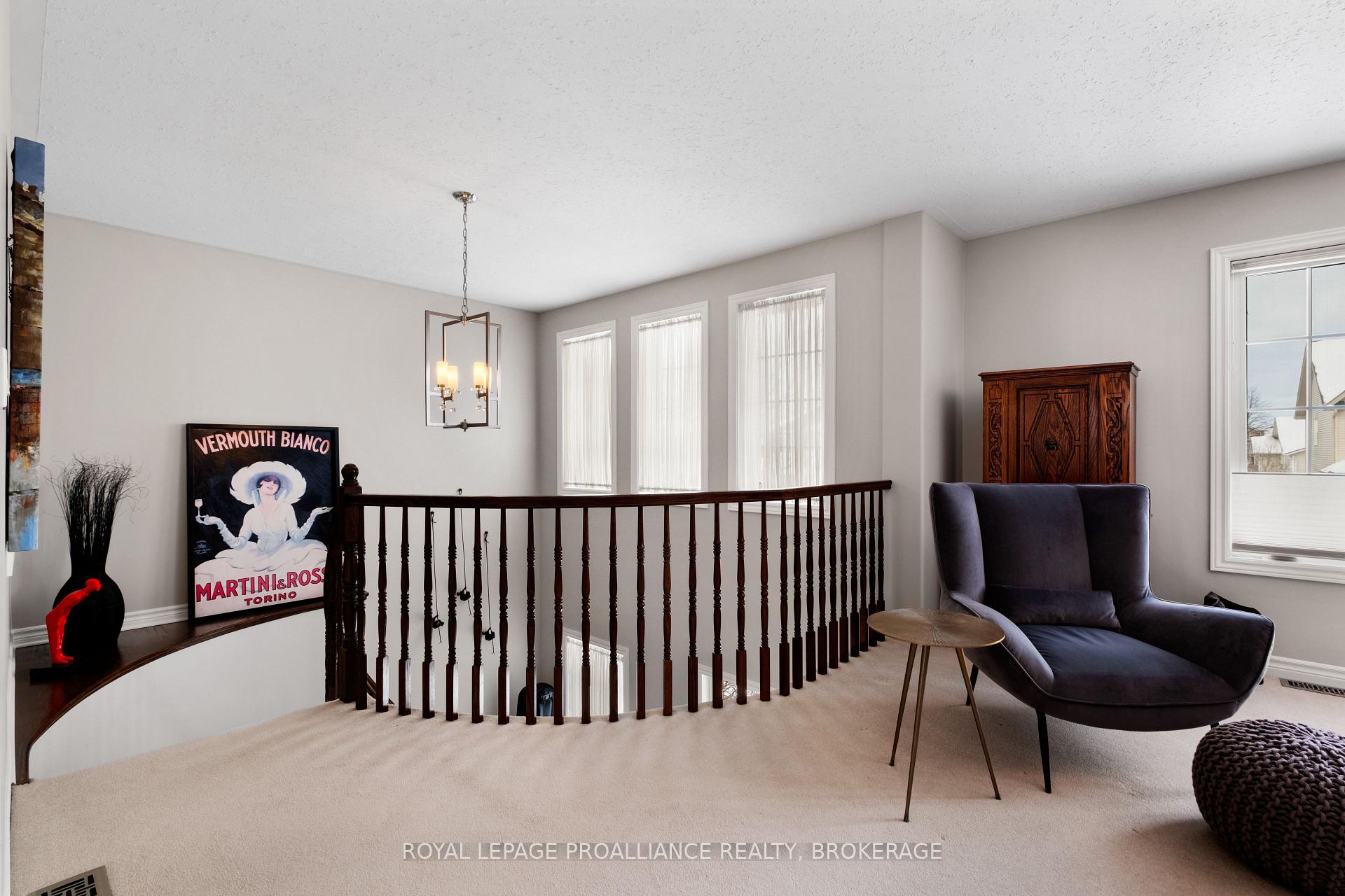 Photo 18 of 851 Lotus Avenue, Kingston, Kingston East (Incl Barret Crt) — HOMEH