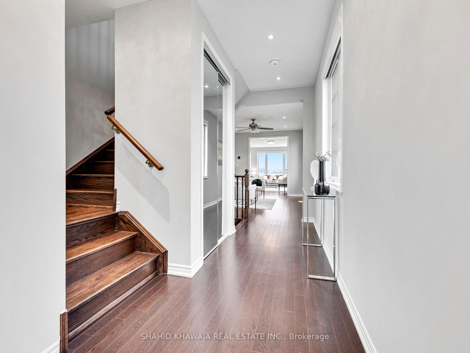 Photo 5 of 783 Aspen Terrace, Milton, Cobban — HOMEH