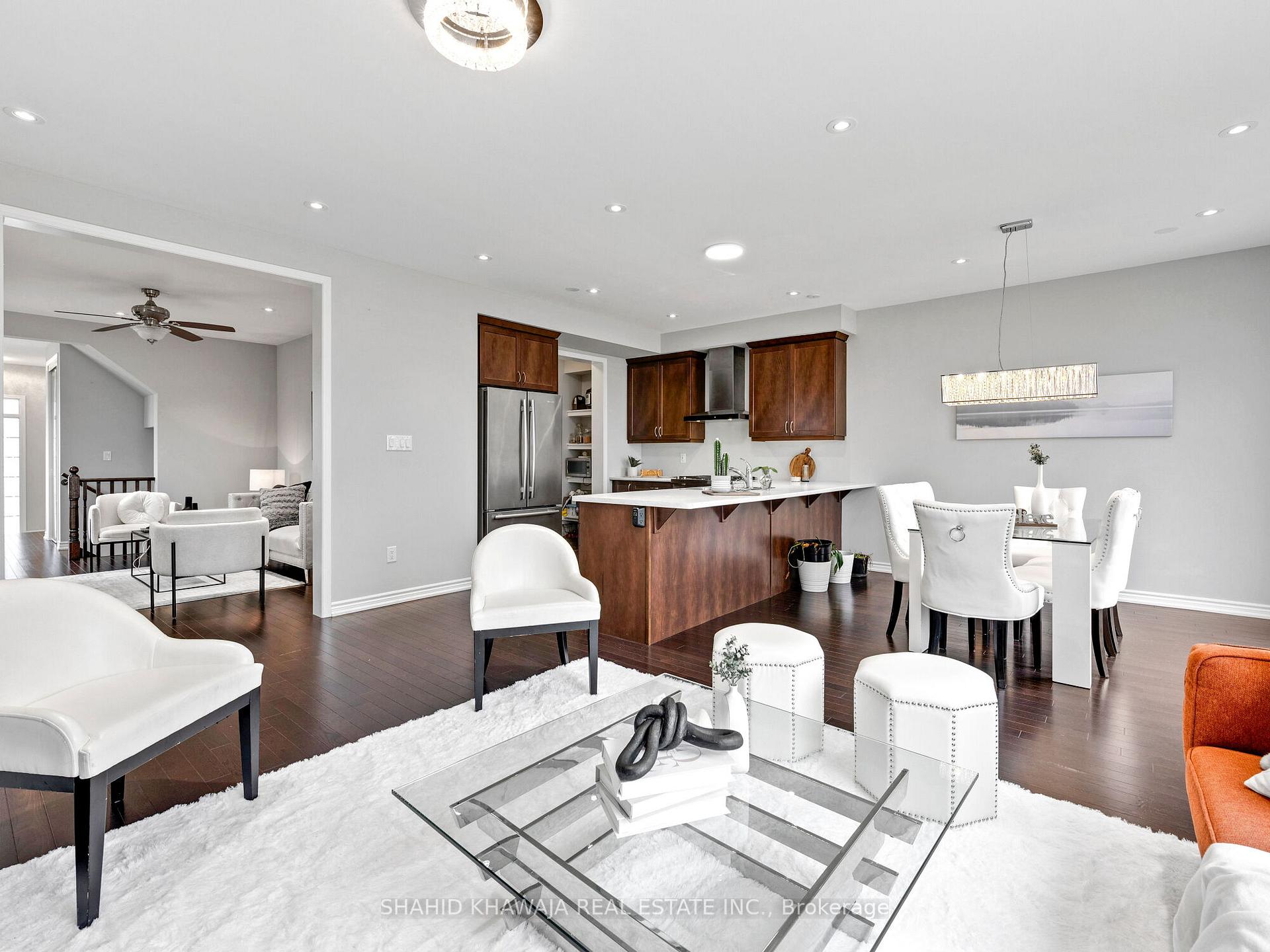 Photo 11 of 783 Aspen Terrace, Milton, Cobban — HOMEH