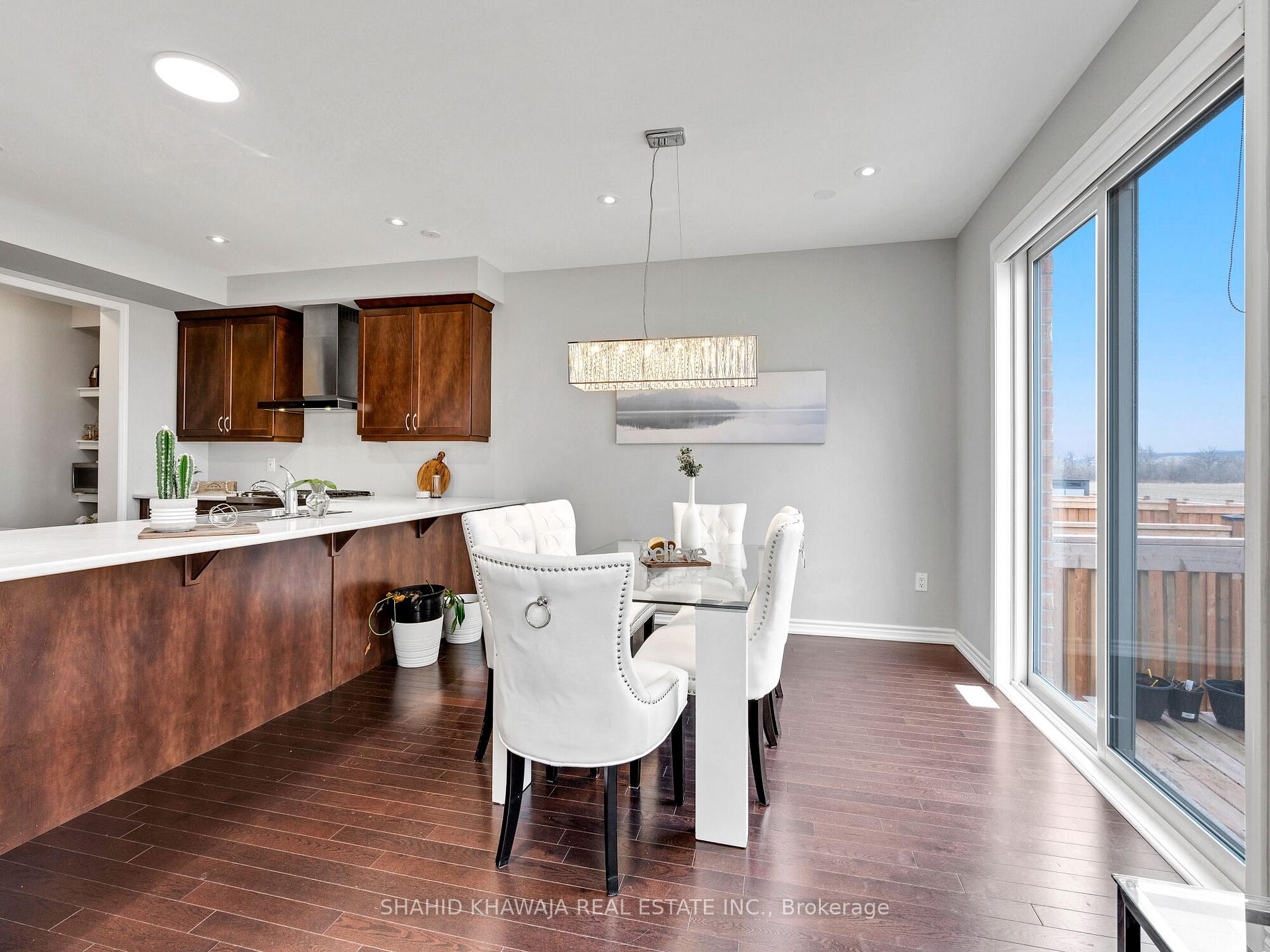 Photo 13 of 783 Aspen Terrace, Milton, Cobban — HOMEH