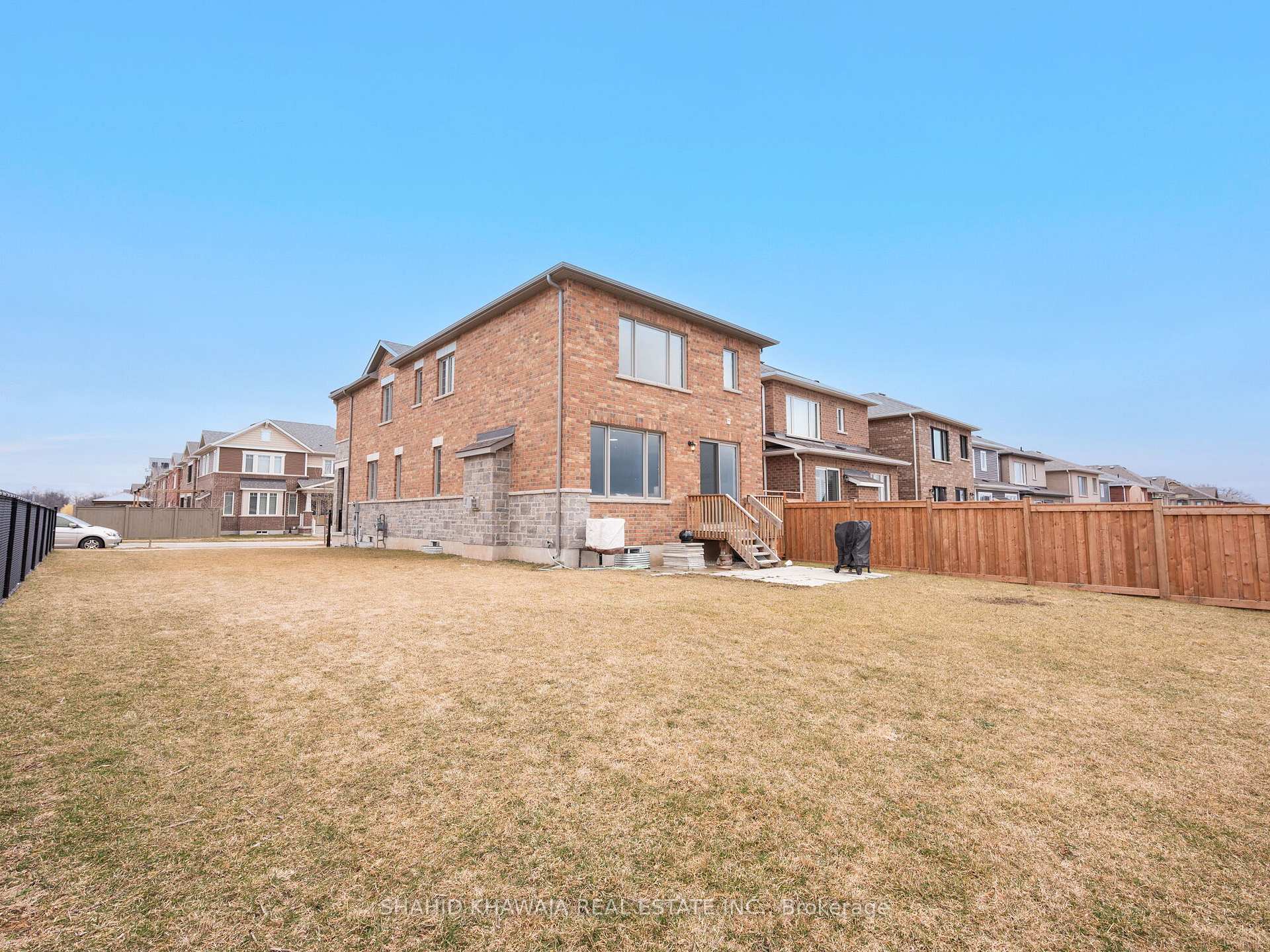 Photo 43 of 783 Aspen Terrace, Milton, Cobban — HOMEH