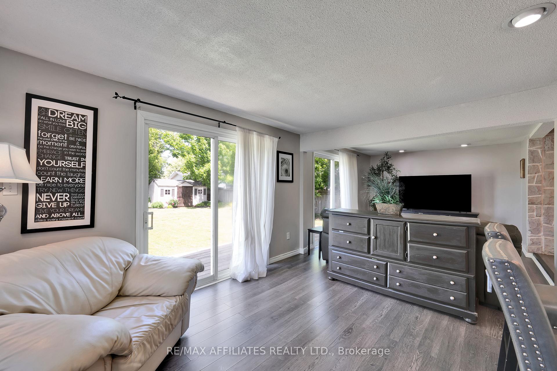 Photo 31 of 728 James Street W, Prescott — HOMEH