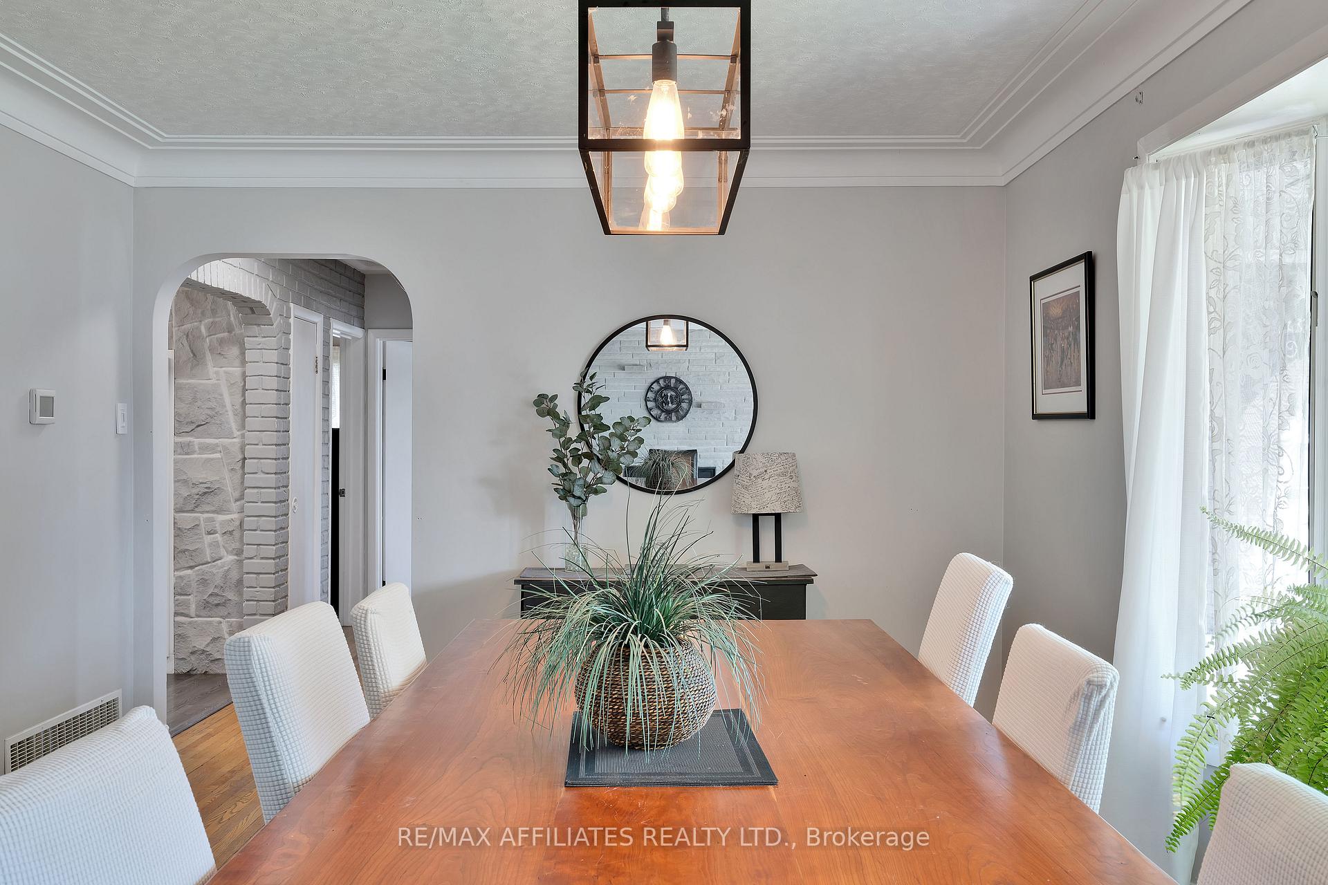 Photo 38 of 728 James Street W, Prescott — HOMEH