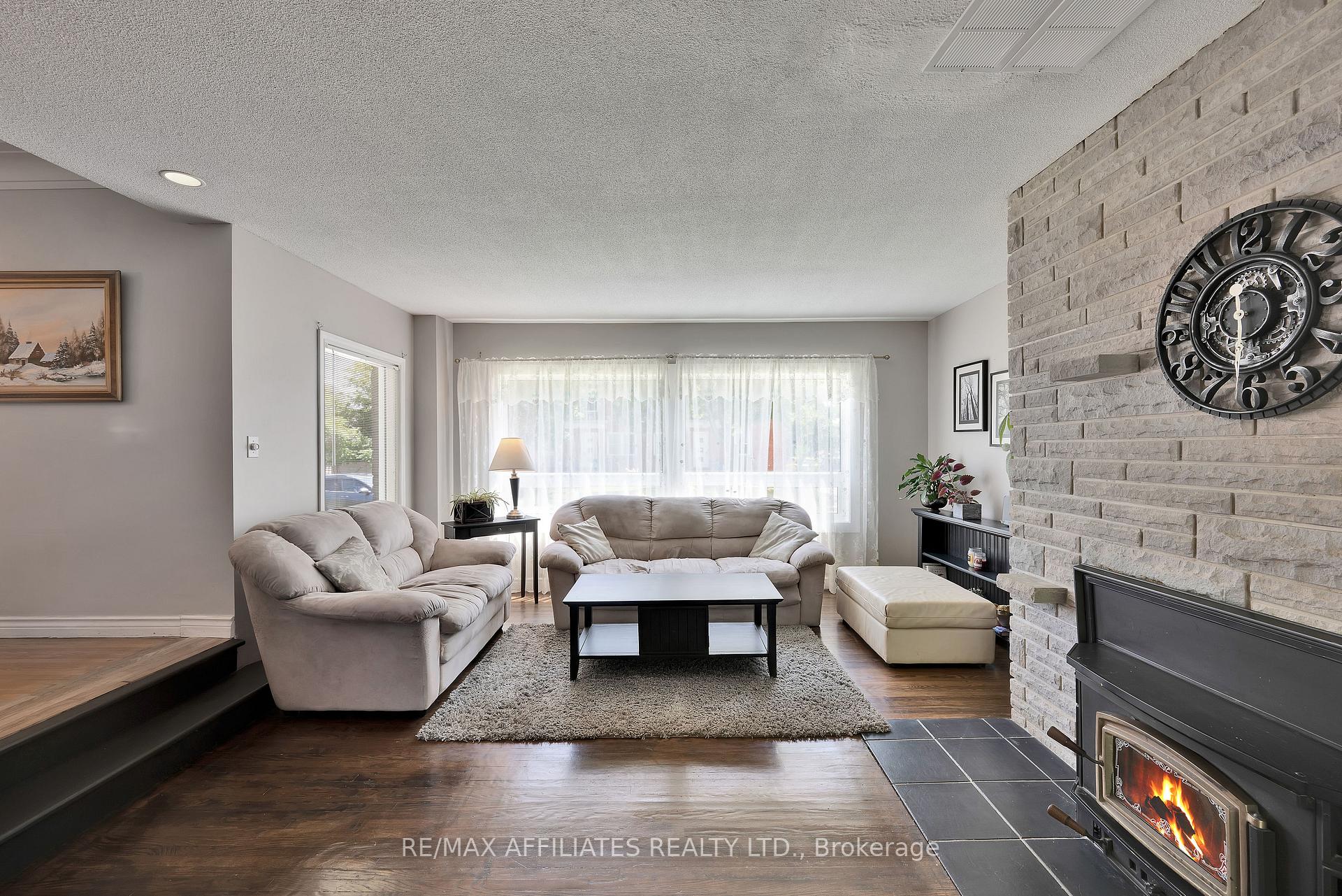 Photo 40 of 728 James Street W, Prescott — HOMEH