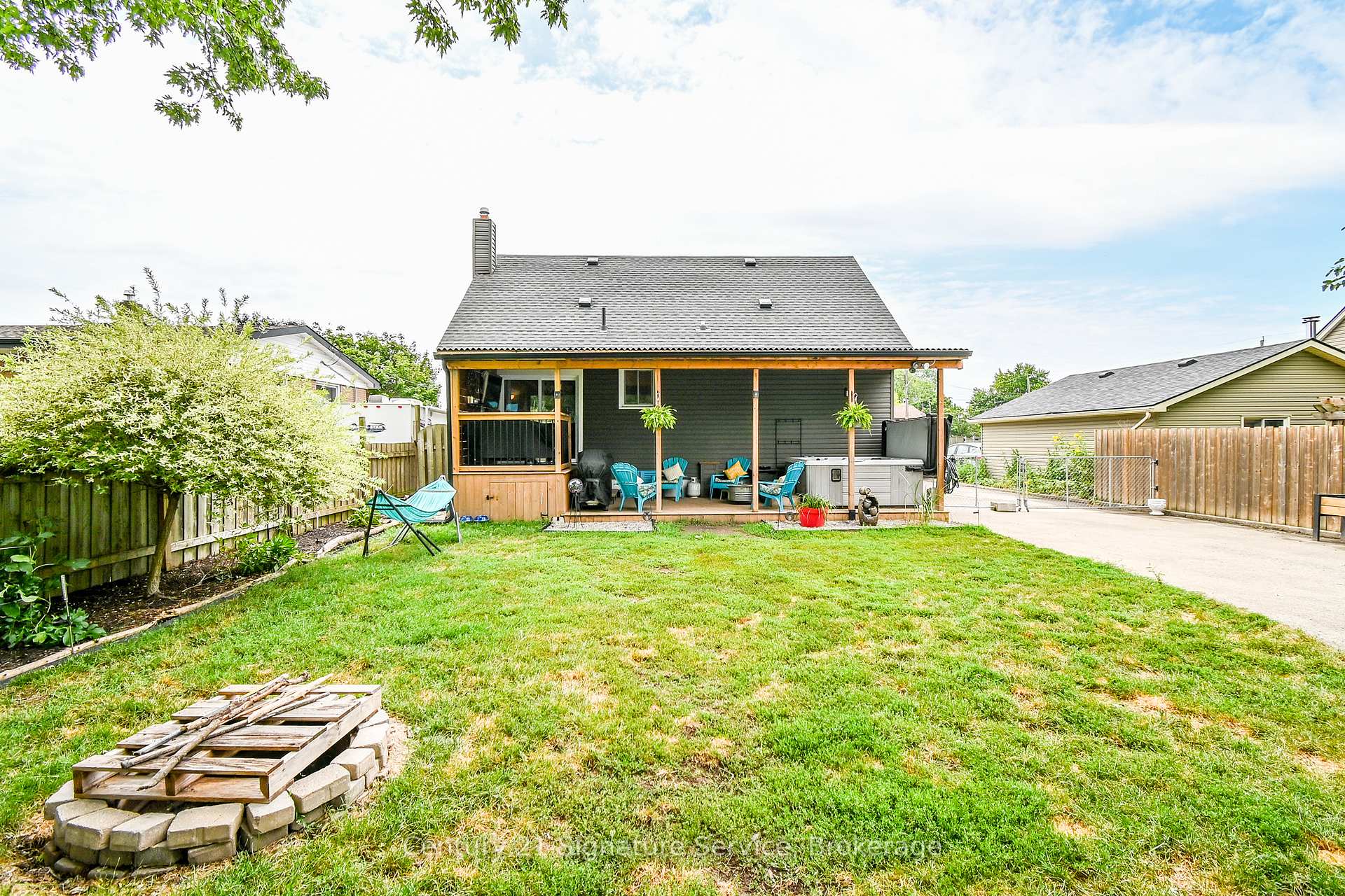 Photo 7 of 523 Clarence Street, Port Colborne, Sugarloaf — HOMEH