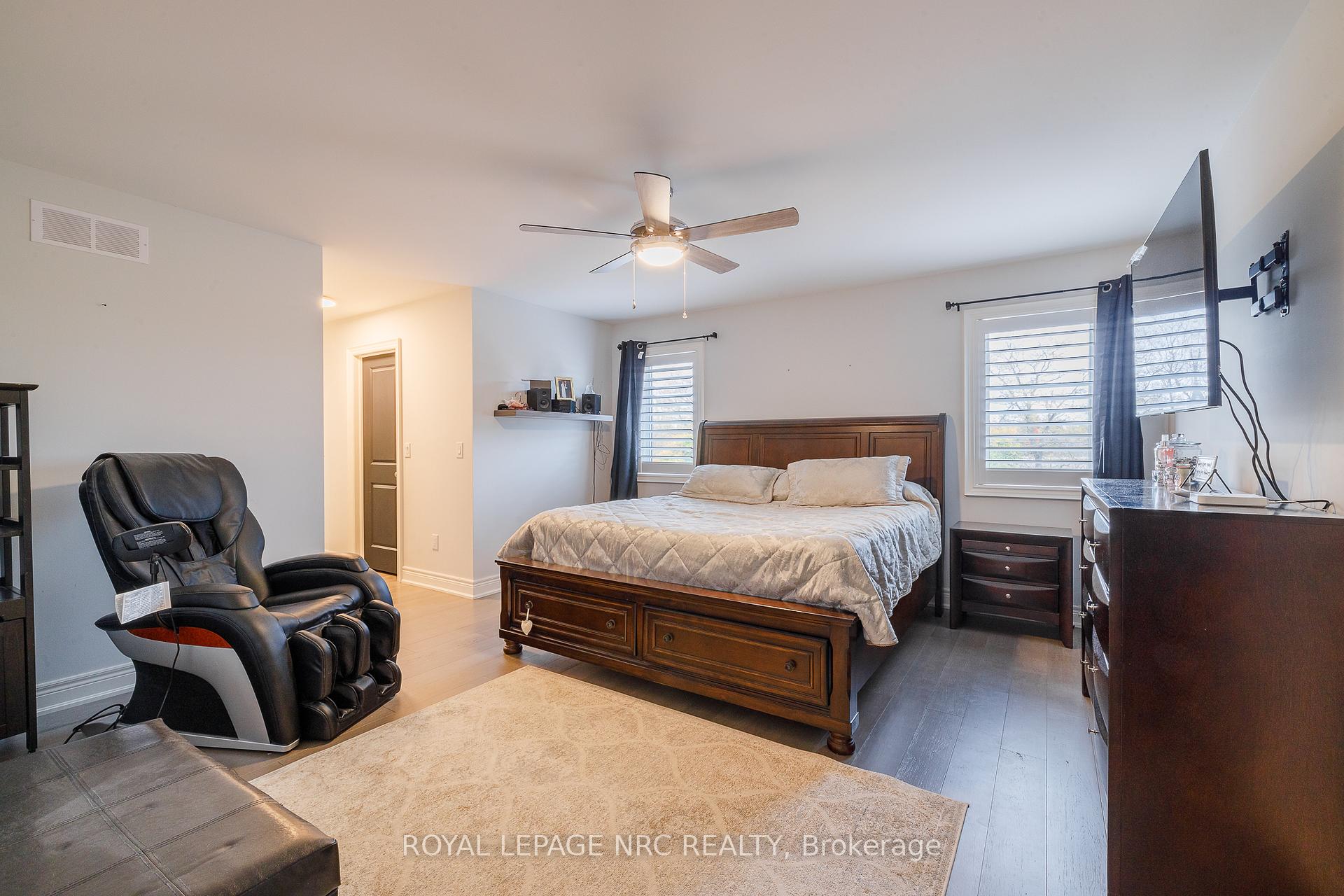 Photo 22 of 7126 Parsa Street, Niagara Falls, Brown — HOMEH