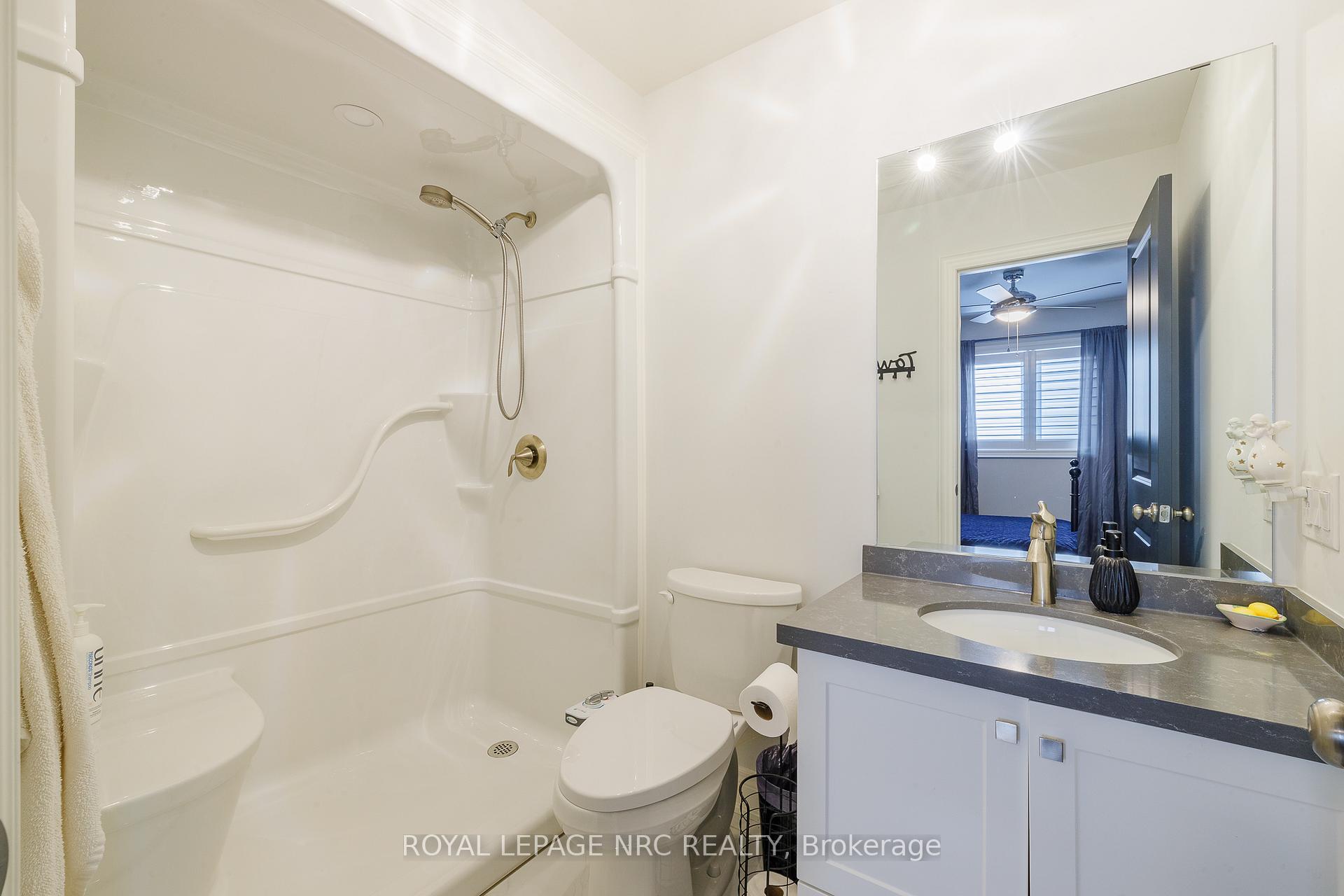 Photo 33 of 7126 Parsa Street, Niagara Falls, Brown — HOMEH